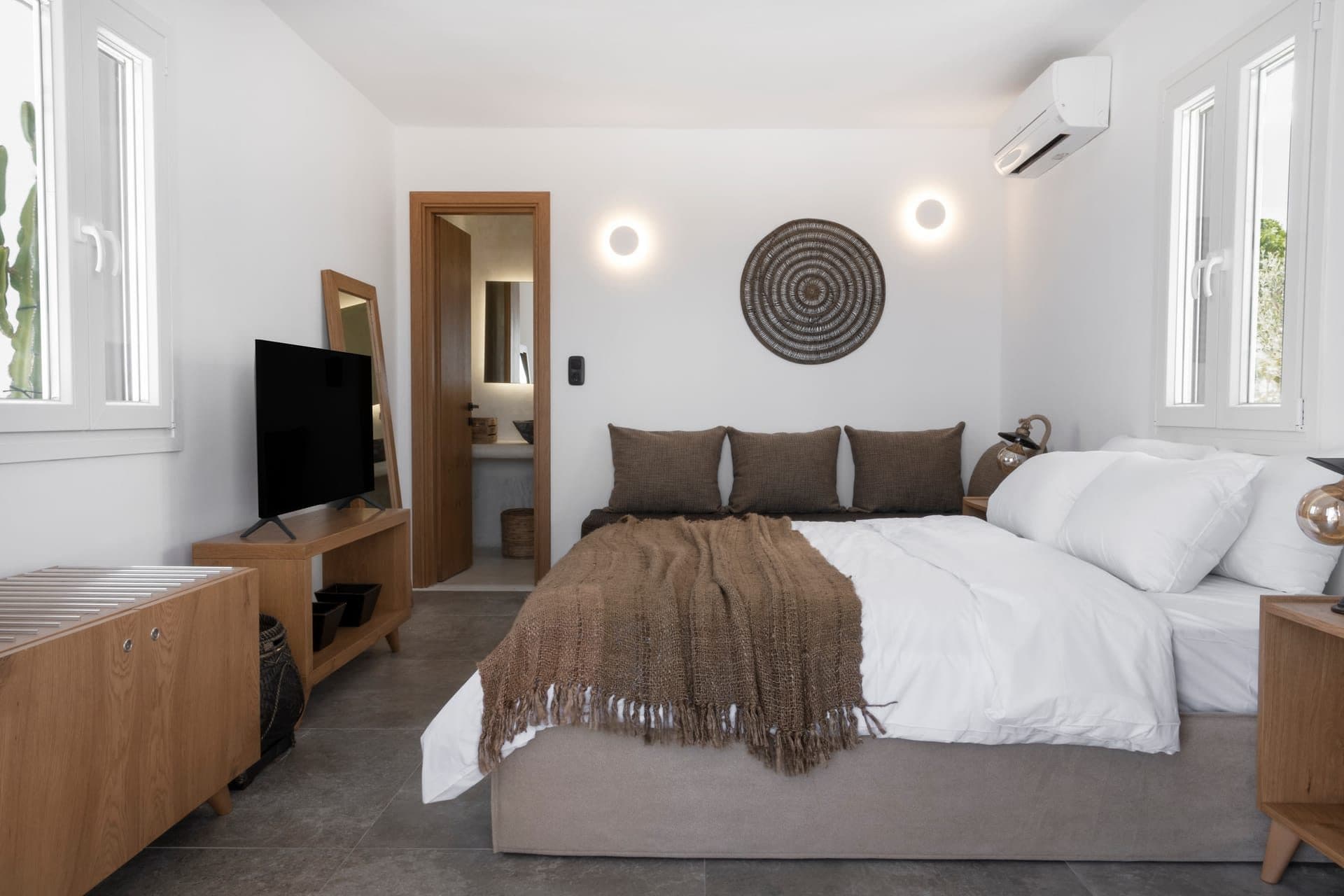Saint L. Heated Pool Sunset Villa - Three Bedrooms, Mykonos – photo 44 of 53