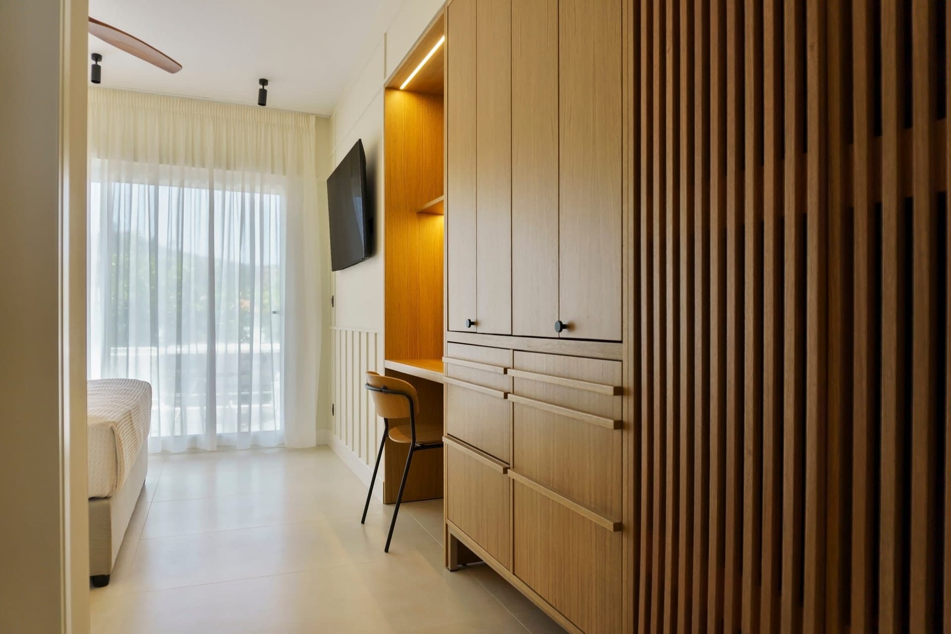 Comfort Suite with Jacuzzi, Pefkochori – photo 6 of 22