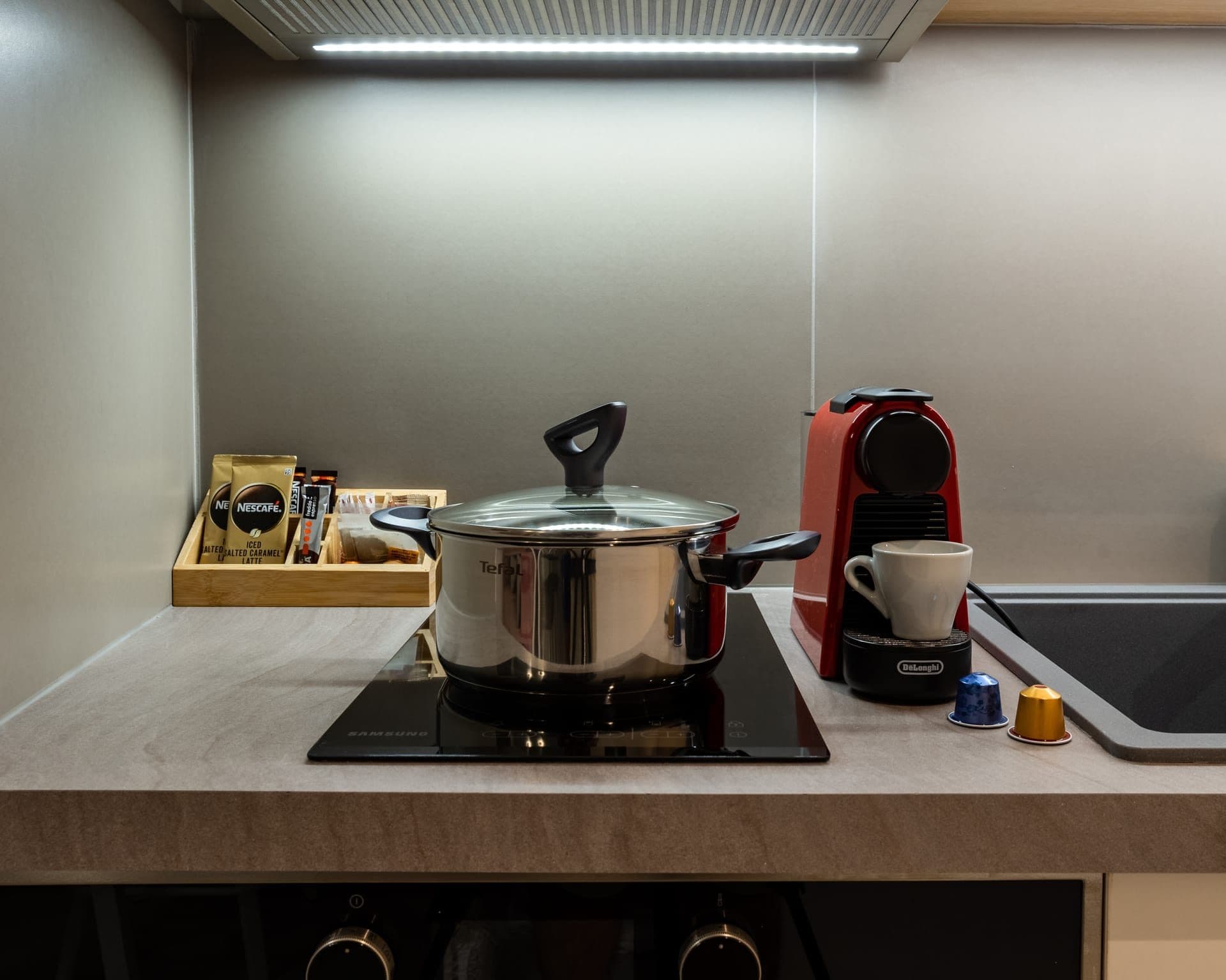 Deluxe Apartment Urban, Iraklio – photo 10 of 20