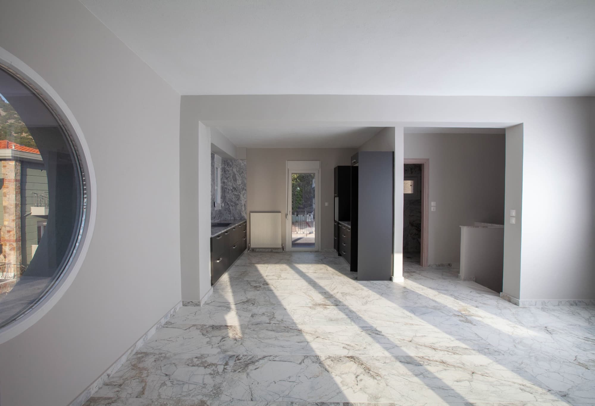 135 m² Three-Bedroom Maisonette for Sale in Exochi, Thessaloniki, Exochi – photo 1 of 36