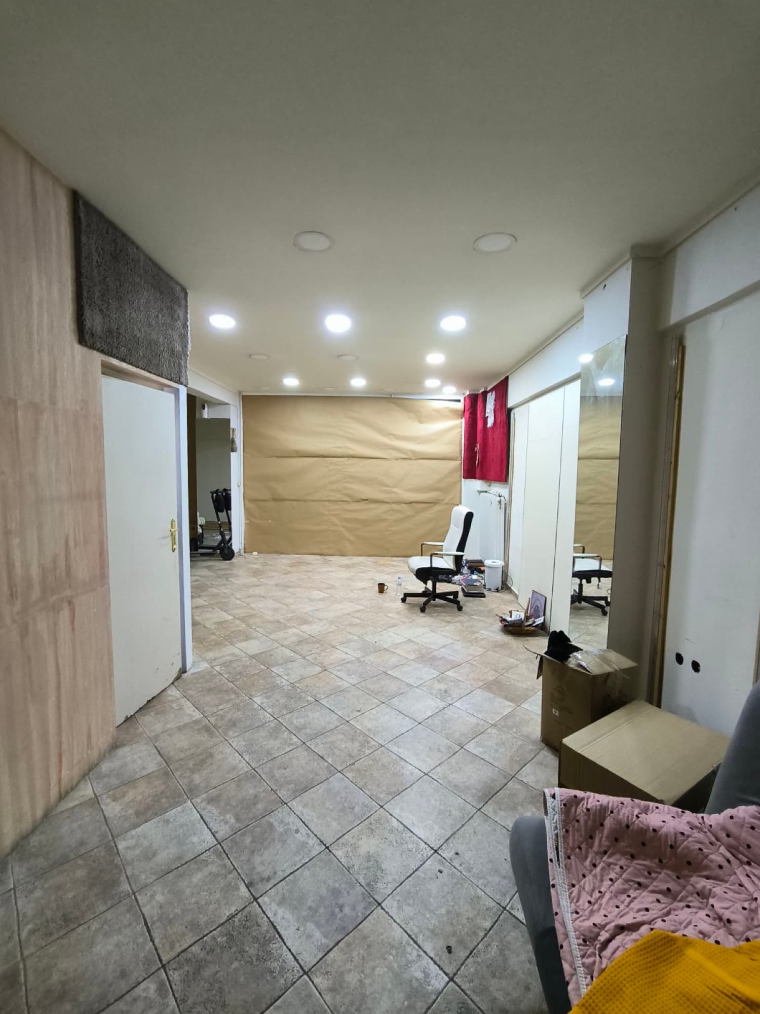 120 m² Commercial Store for Sale in Toumpa, Thessaloniki
