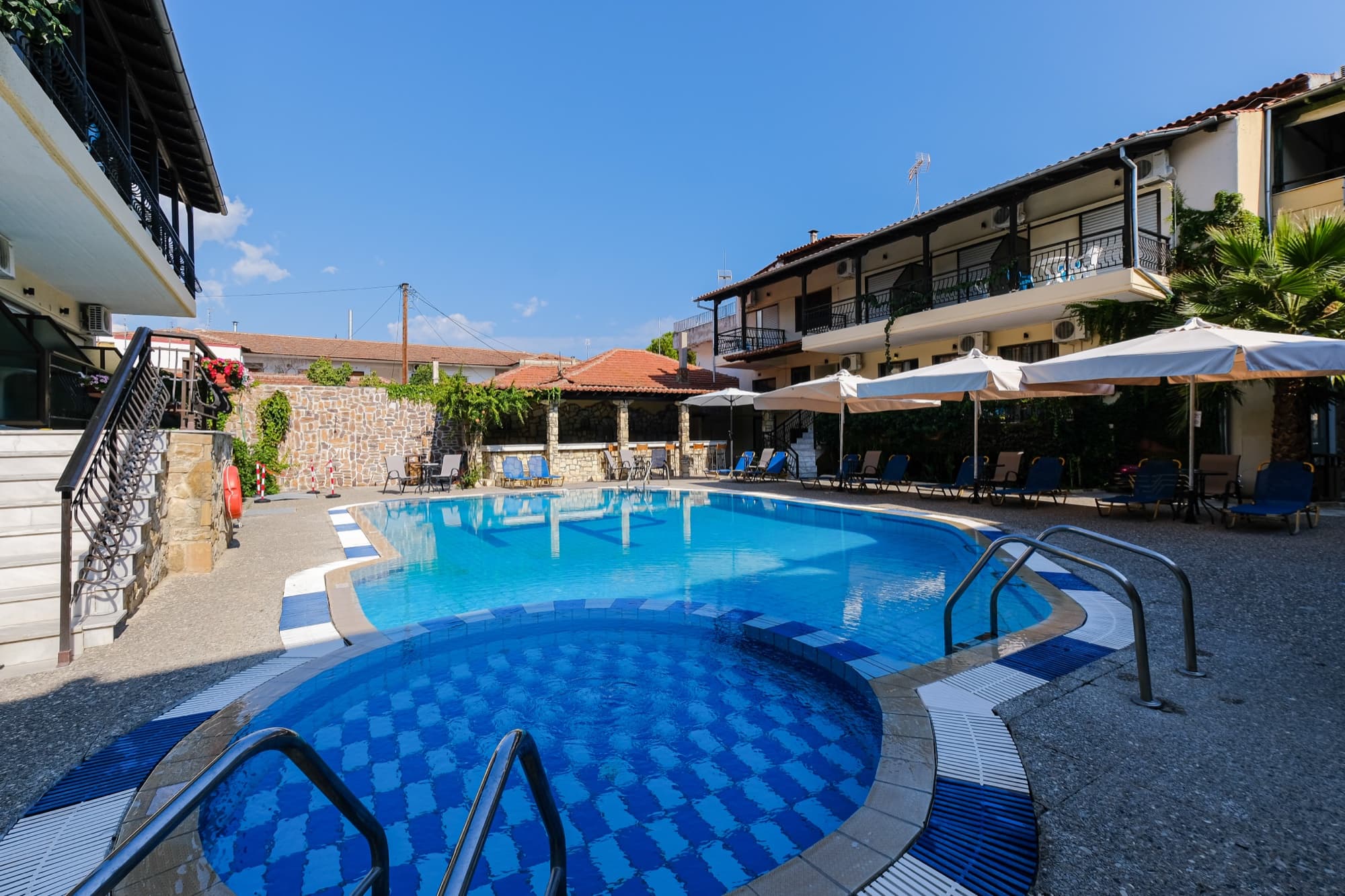 3-Star, 71-Room Hotel for Sale in Pefkochori, Halkidiki, Pefkochori – photo 14 of 40