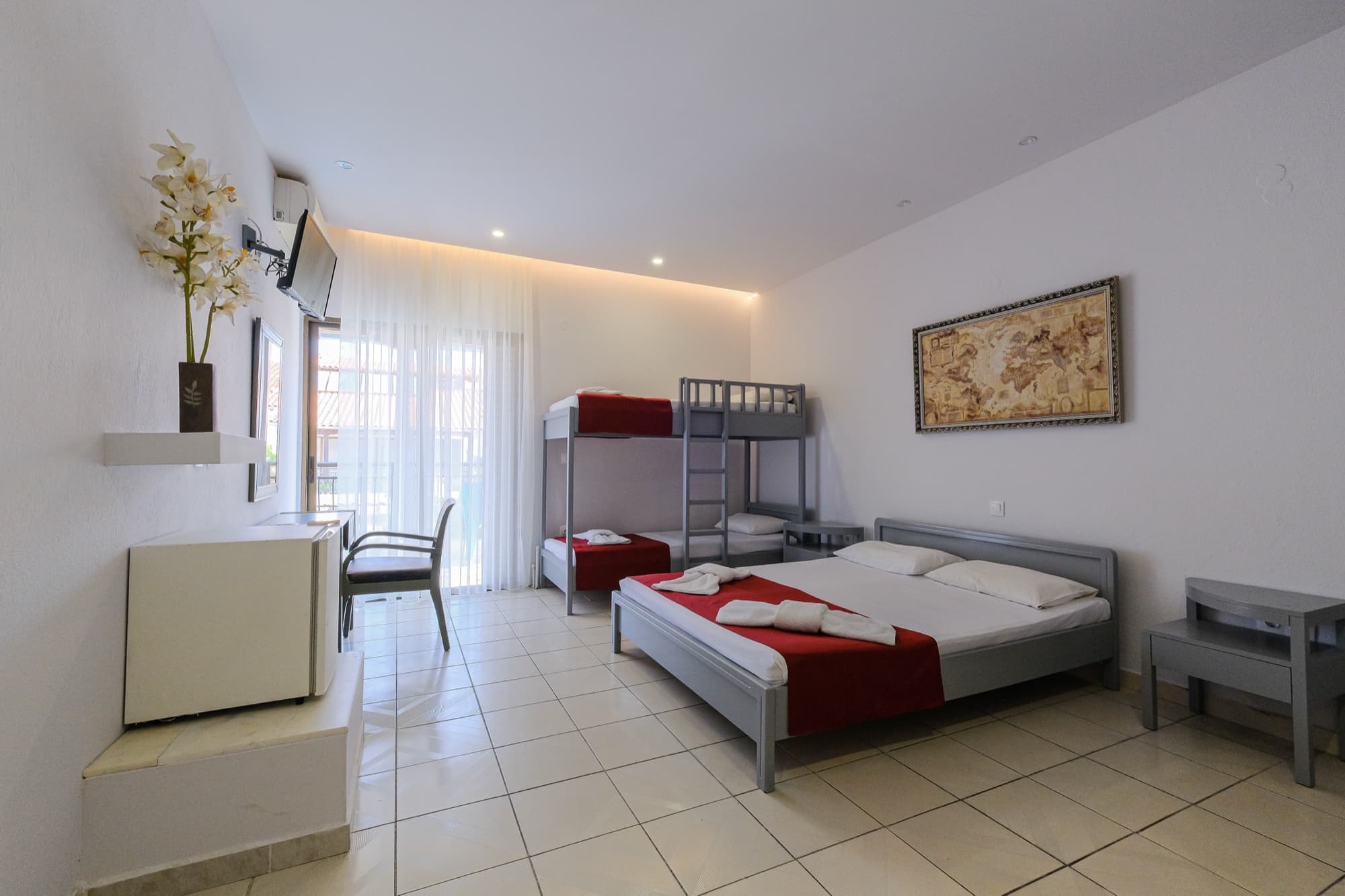 3-Star, 71-Room Hotel for Sale in Pefkochori, Halkidiki, Pefkochori – photo 38 of 40