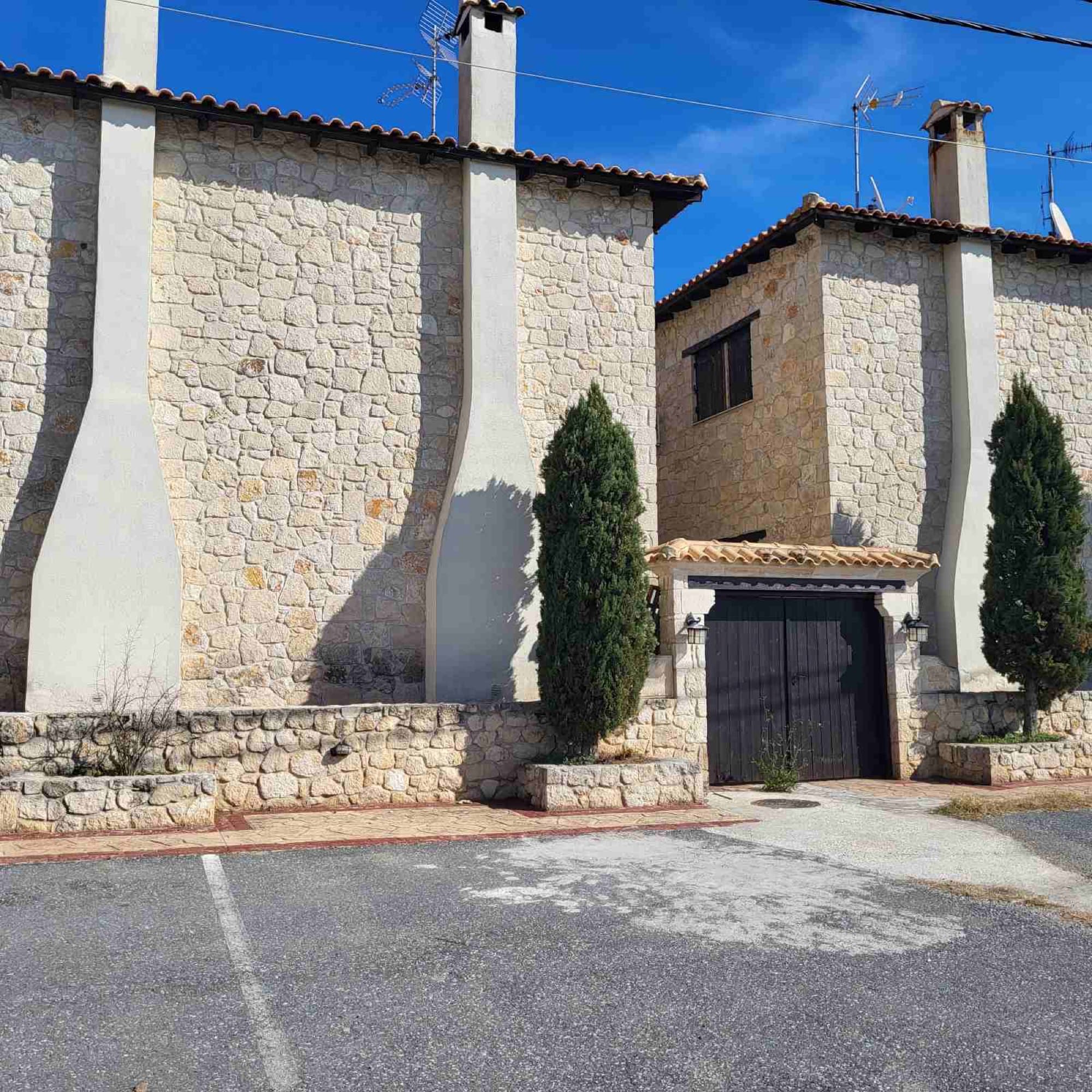 Two-Bedroom Stone Maisonette for Sale in Afytos, Afytos – photo 1 of 18