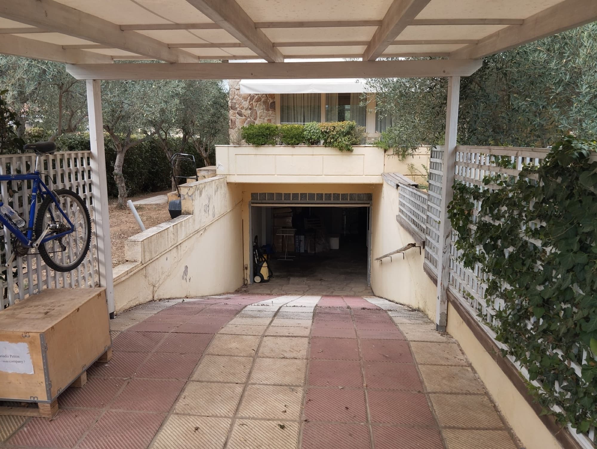 Four-Bedroom Detached House for Sale in Vasilika, Thessaloniki, Vasilika – photo 5 of 40