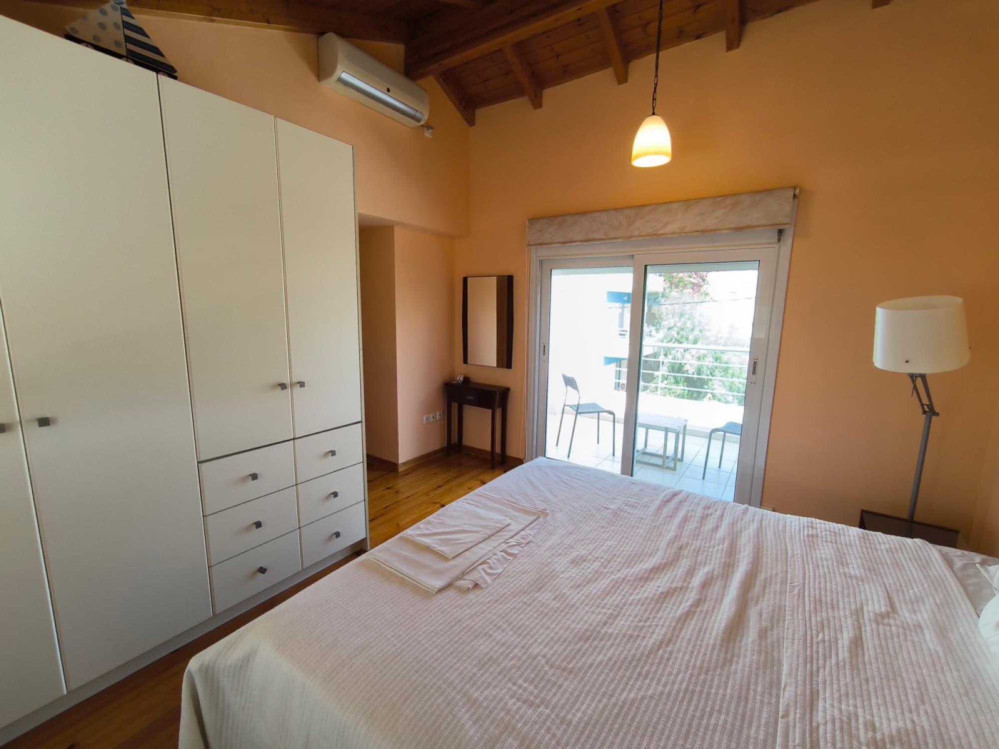 Three-Bedroom Maisonette for Sale in Loutraki, Corinthia - 180 m², Loutraki – photo 22 of 40