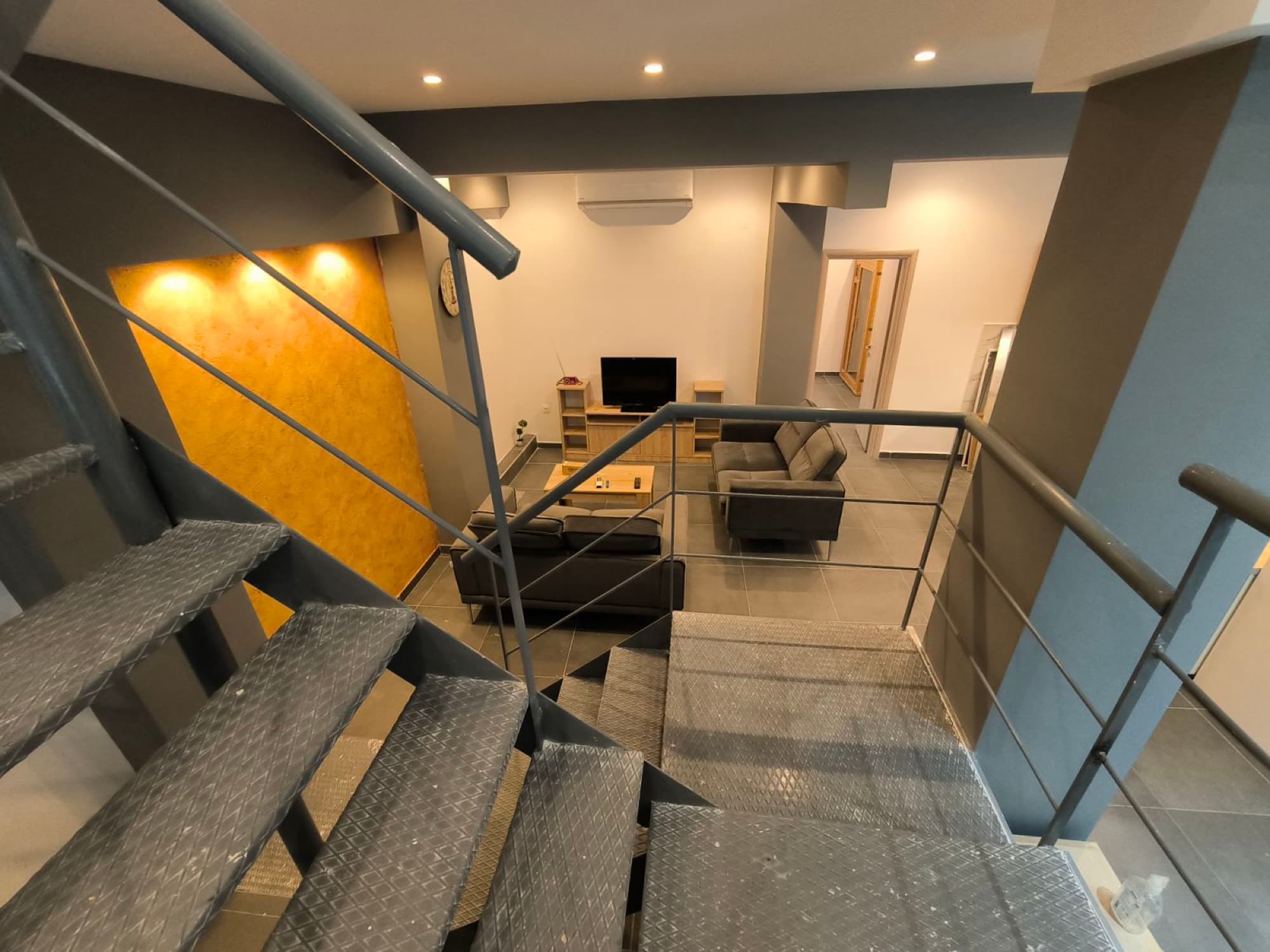 113 m² Renovated Two-Bedroom Apartment for Sale in Thessaloniki, Thessaloniki – photo 7 of 16