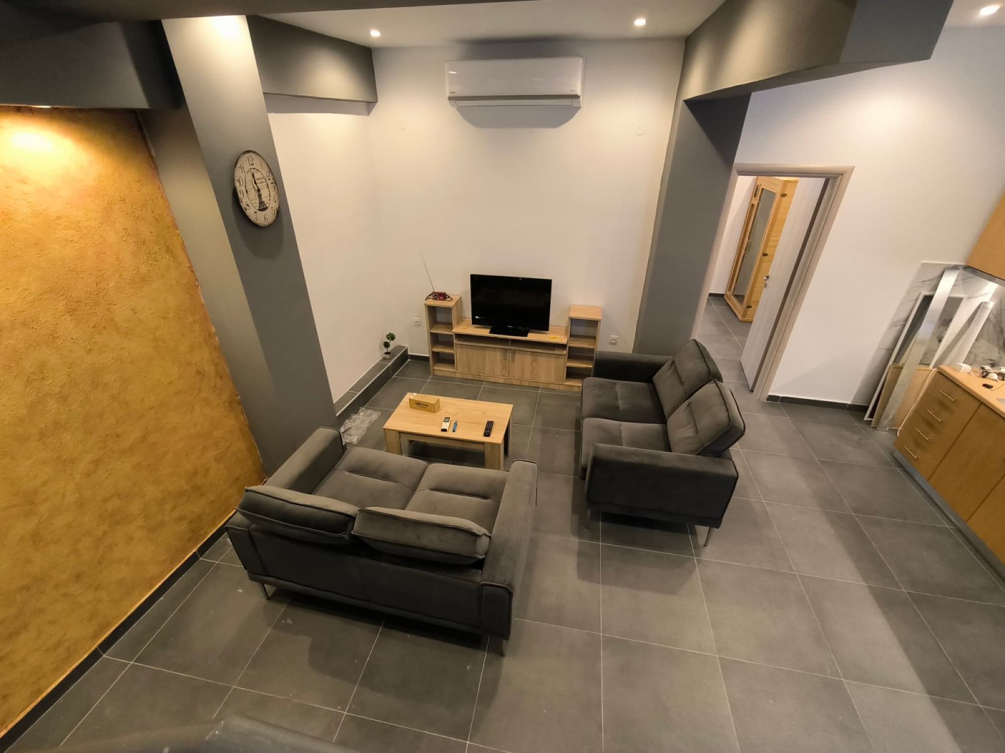 113 m² Renovated Two-Bedroom Apartment for Sale in Thessaloniki, Thessaloniki – photo 8 of 16