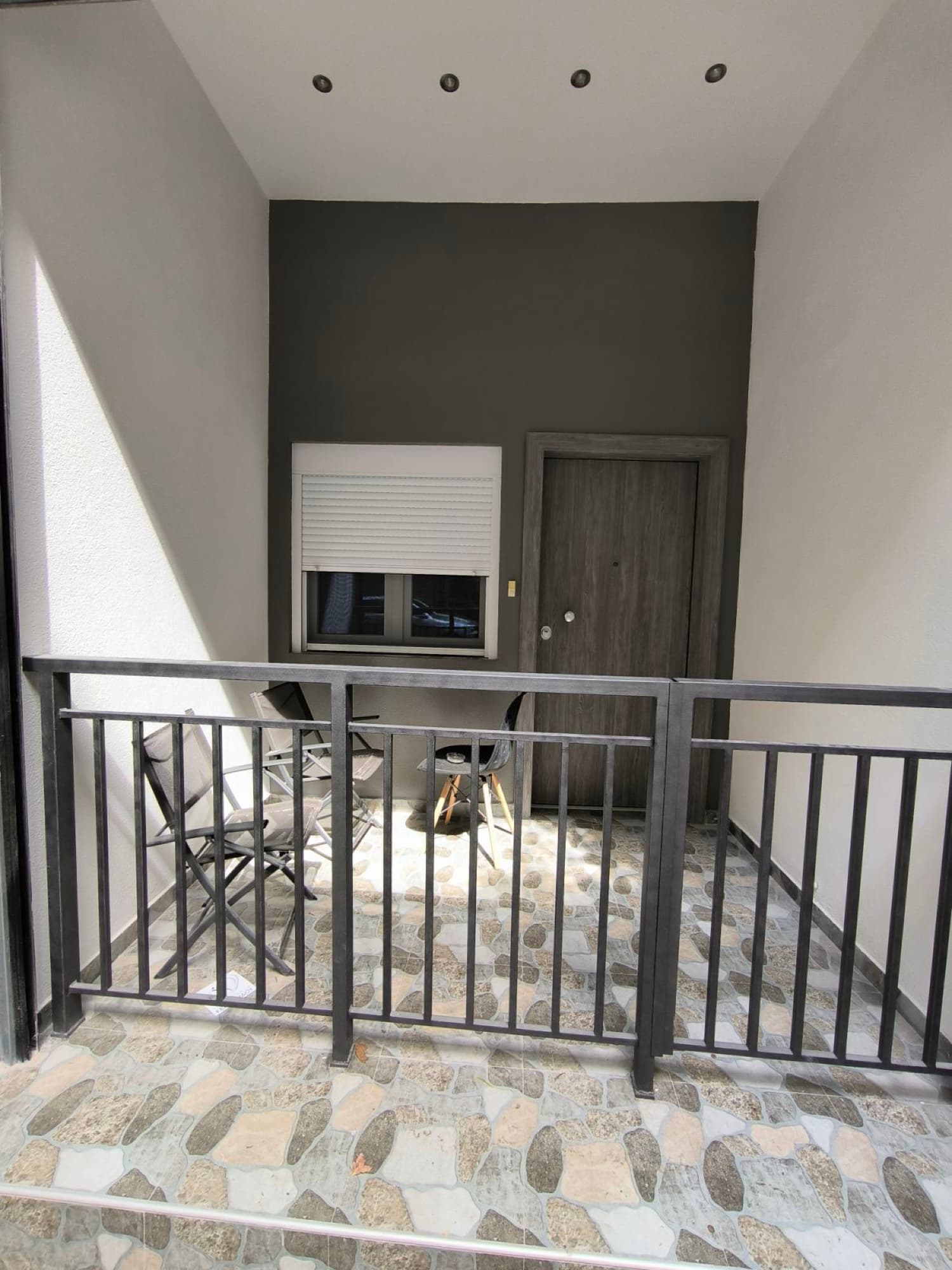 113 m² Renovated Two-Bedroom Apartment for Sale in Thessaloniki, Thessaloniki – photo 15 of 16