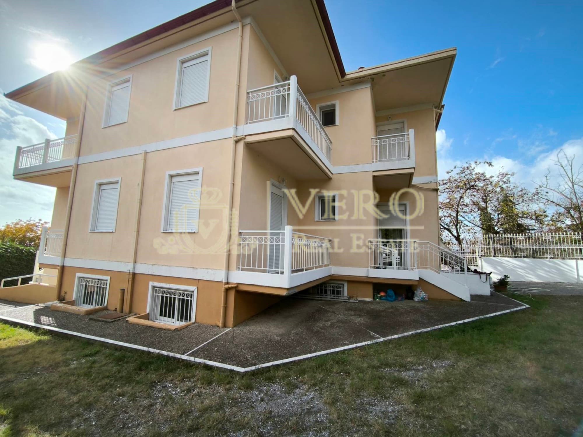 320 m² Apartment Complex for Sale in Nea Kallikratia, Halkidiki, Nea Kallikratia – photo 4 of 40