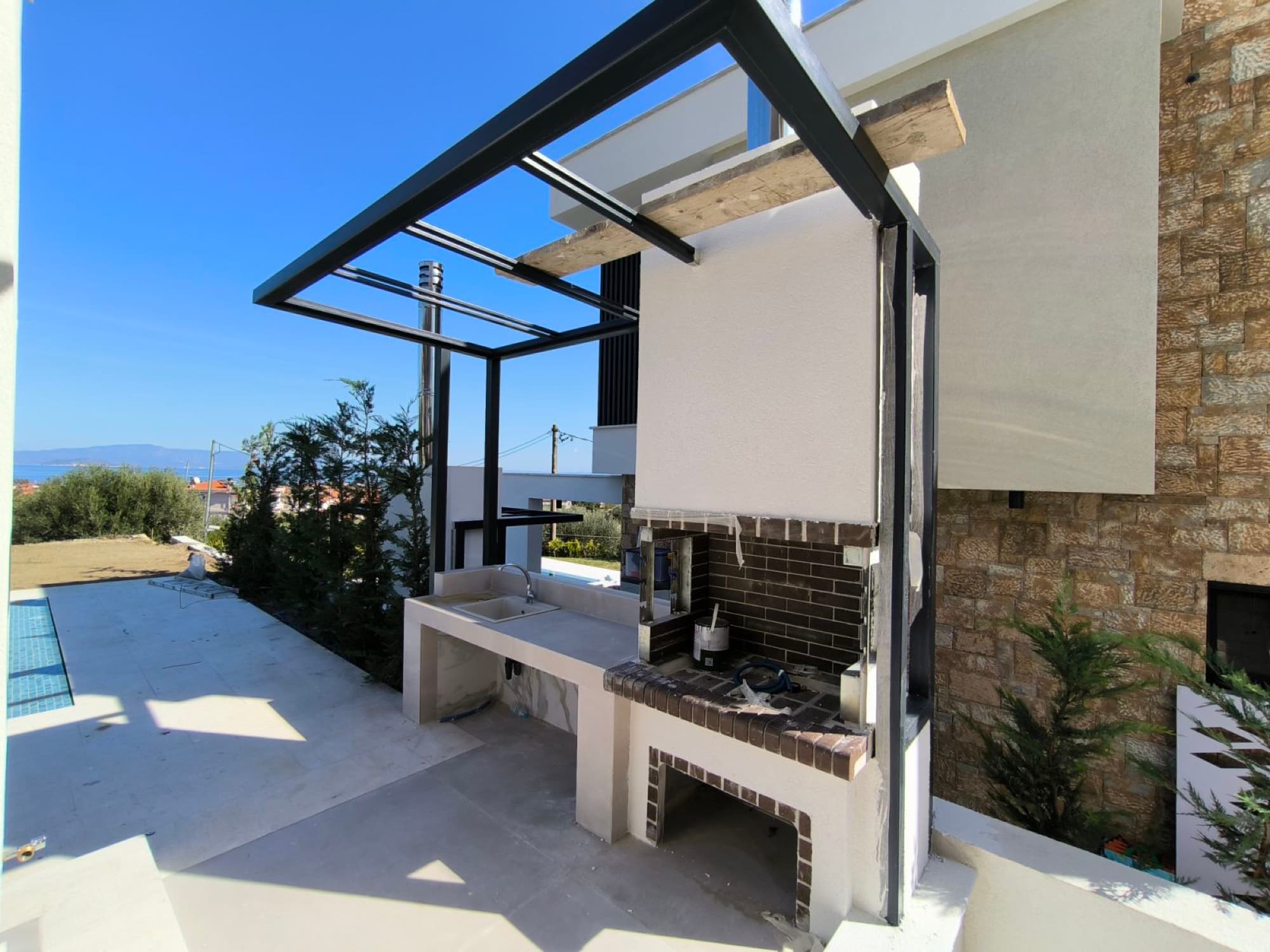 160 m² Four-Bedroom Maisonette for Sale in Pefkochori, Halkidiki, Pefkochori – photo 3 of 33