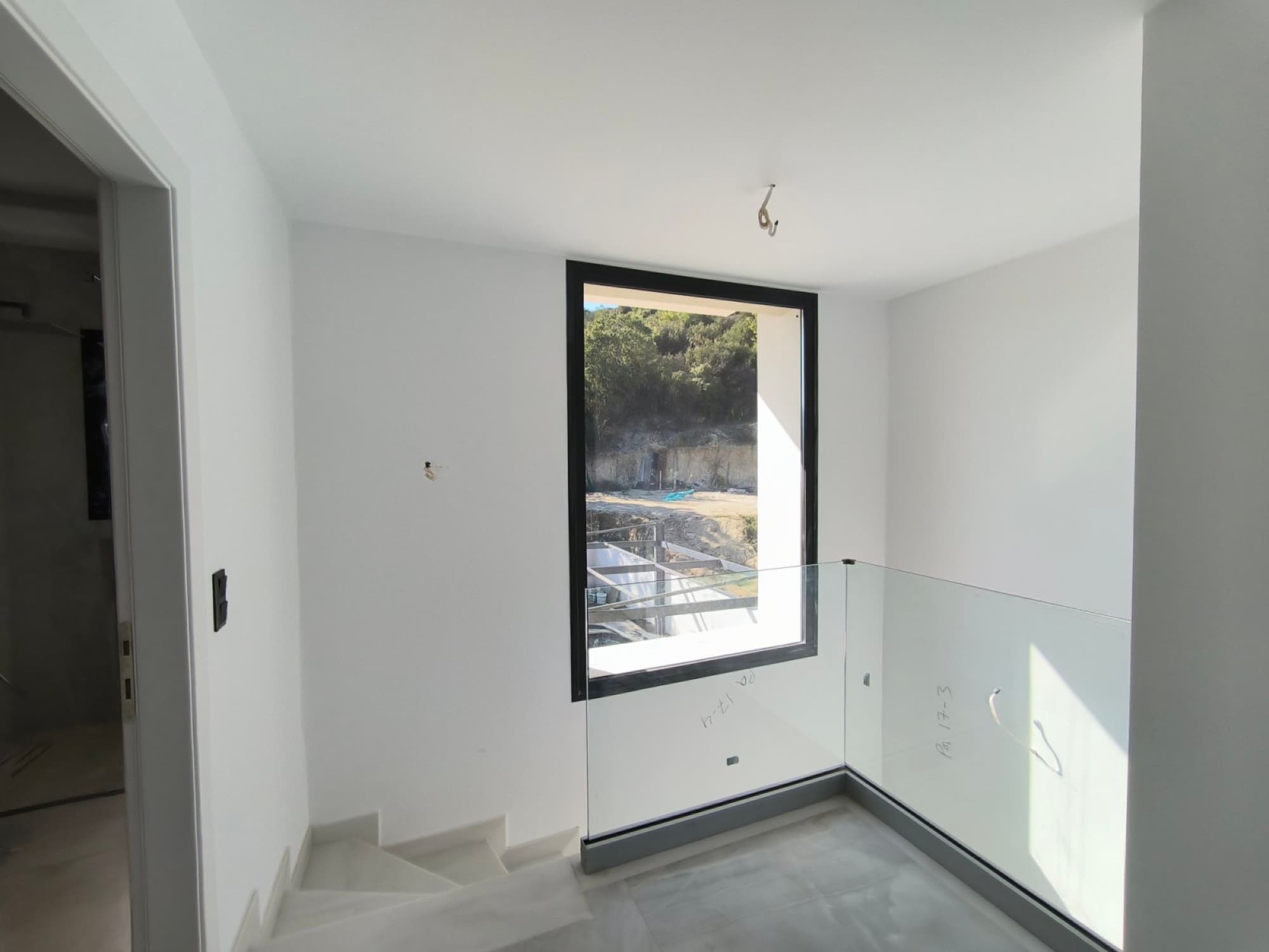 160 m² Four-Bedroom Maisonette for Sale in Pefkochori, Halkidiki, Pefkochori – photo 11 of 33