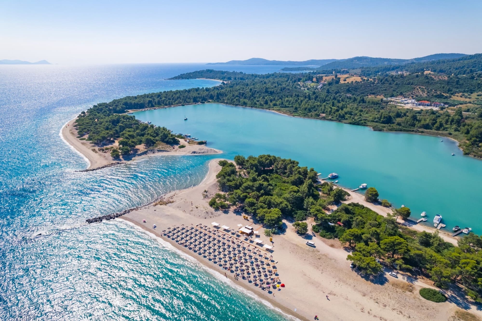 Four-Bedroom Stone-Built Maisonette for Sale in Pefkochori, Halkidiki, Pefkochori – photo 6 of 31