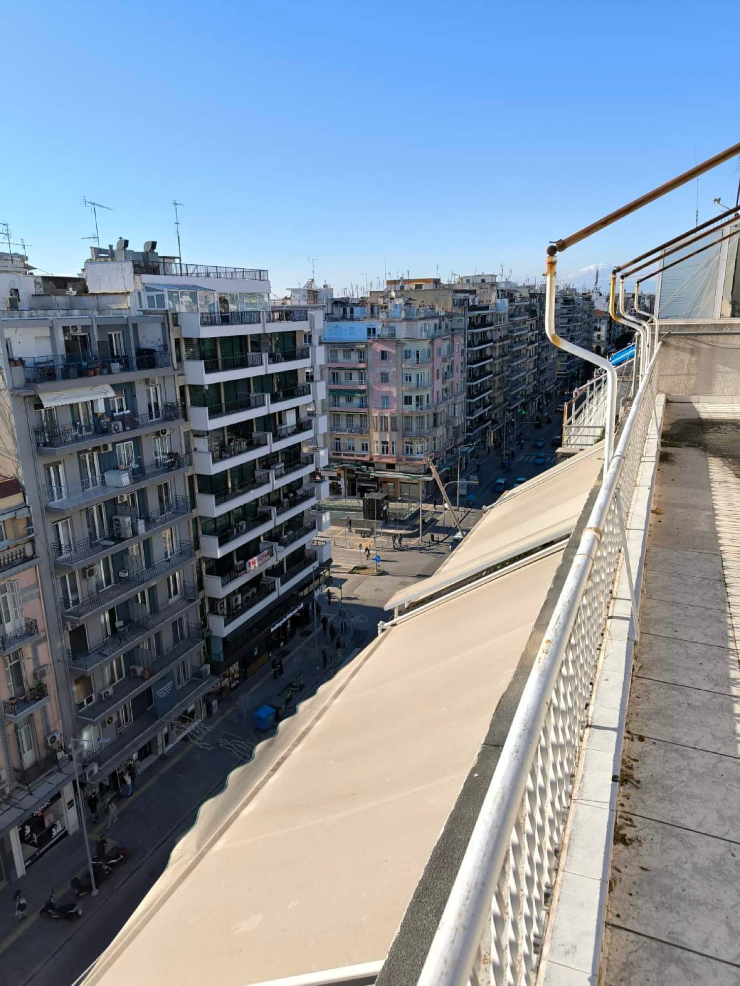 100 m² Three-Bedroom Penthouse for Sale in Central Thessaloniki, Thessaloniki – photo 7 of 27