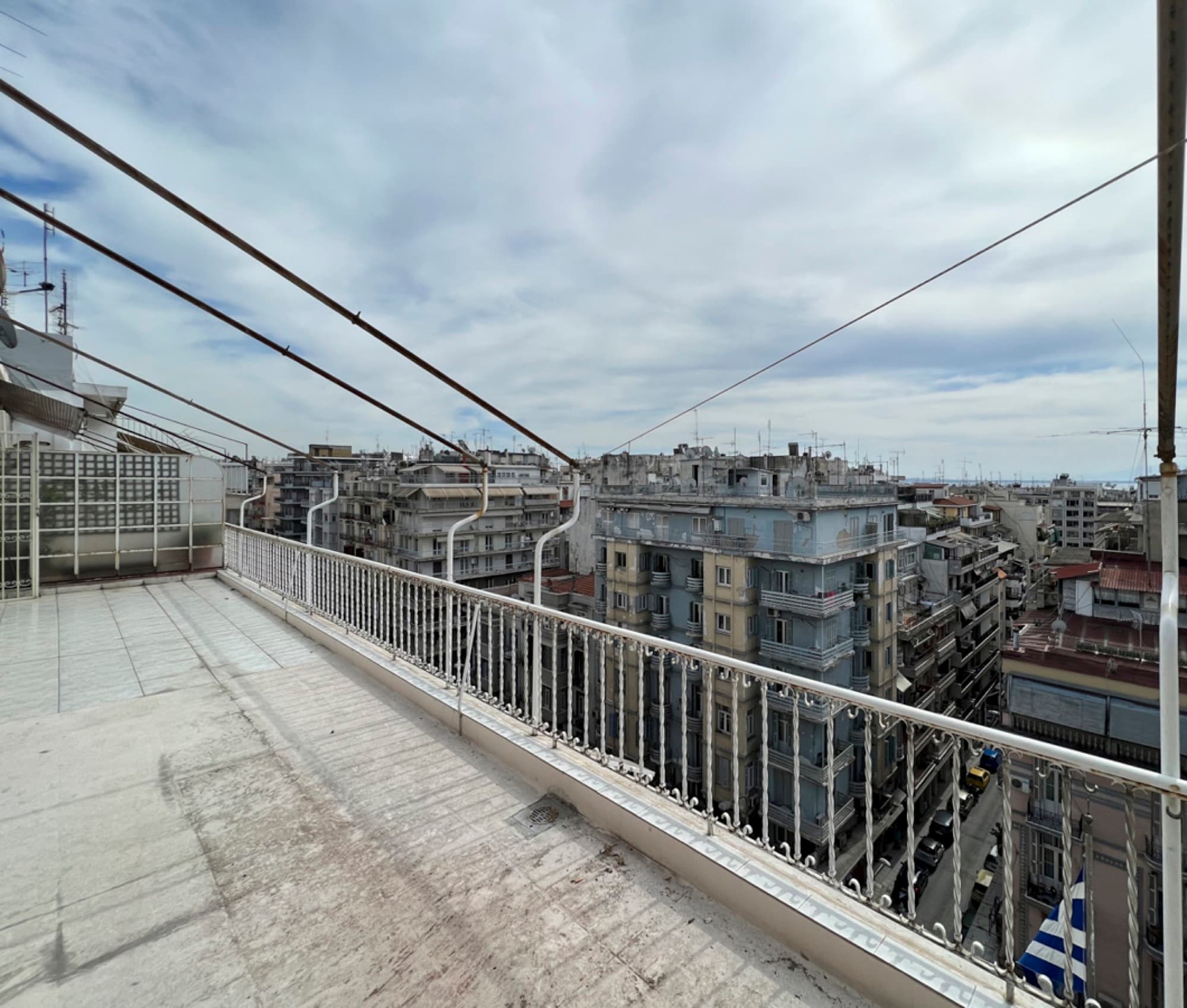 100 m² Three-Bedroom Penthouse for Sale in Central Thessaloniki, Thessaloniki – photo 23 of 27