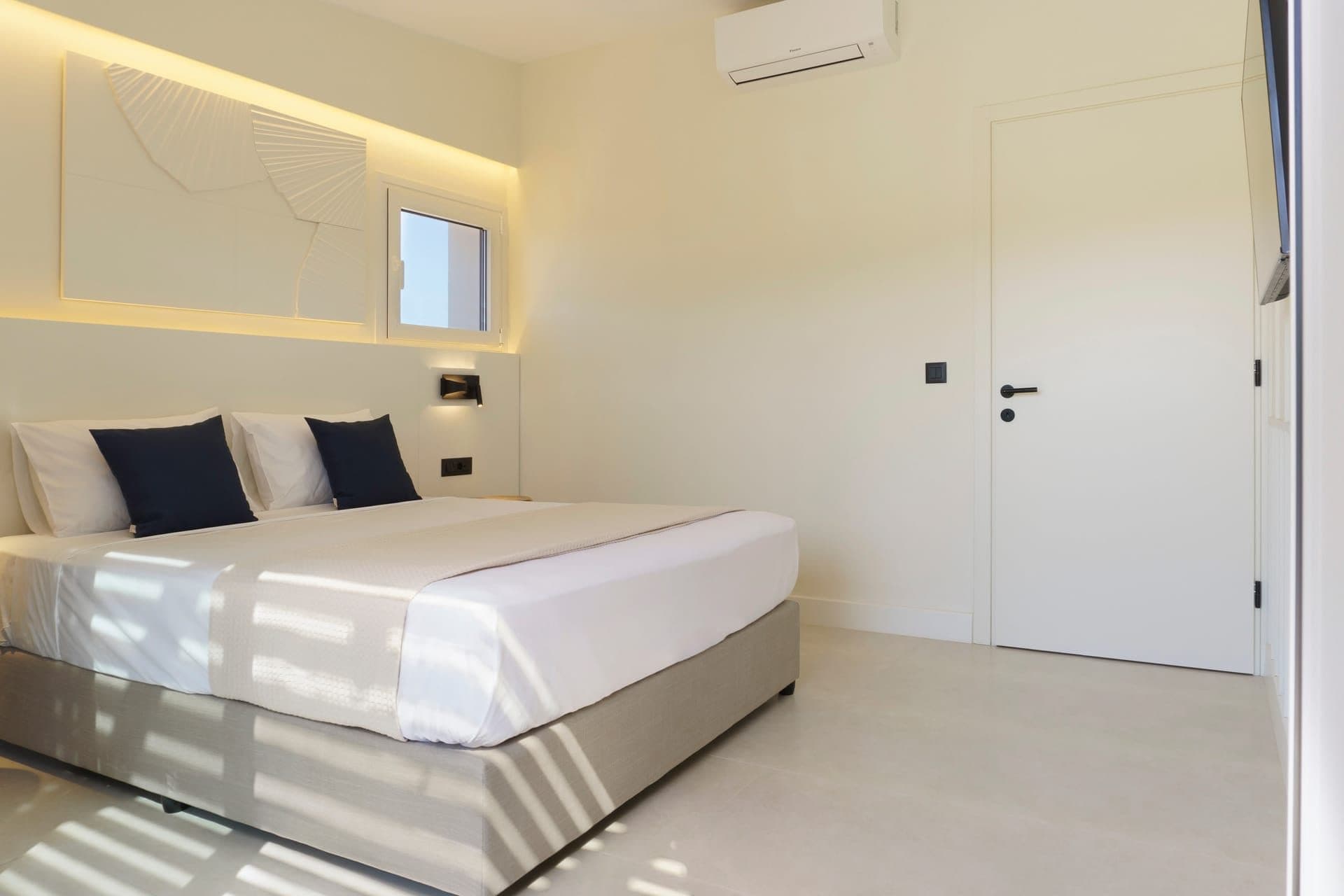 Sea View Penthouse with Jacuzzi, Pefkochori – photo 22 of 23