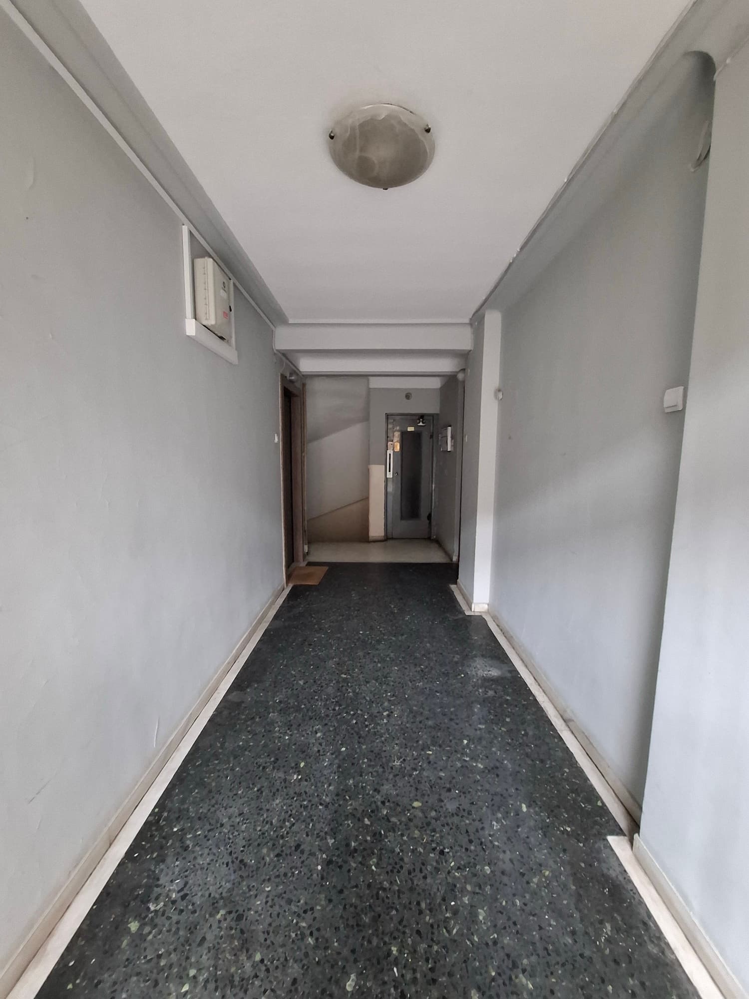 Two-Bedroom Apartment for Sale in Kamara, Thessaloniki, Thessaloniki – photo 30 of 40