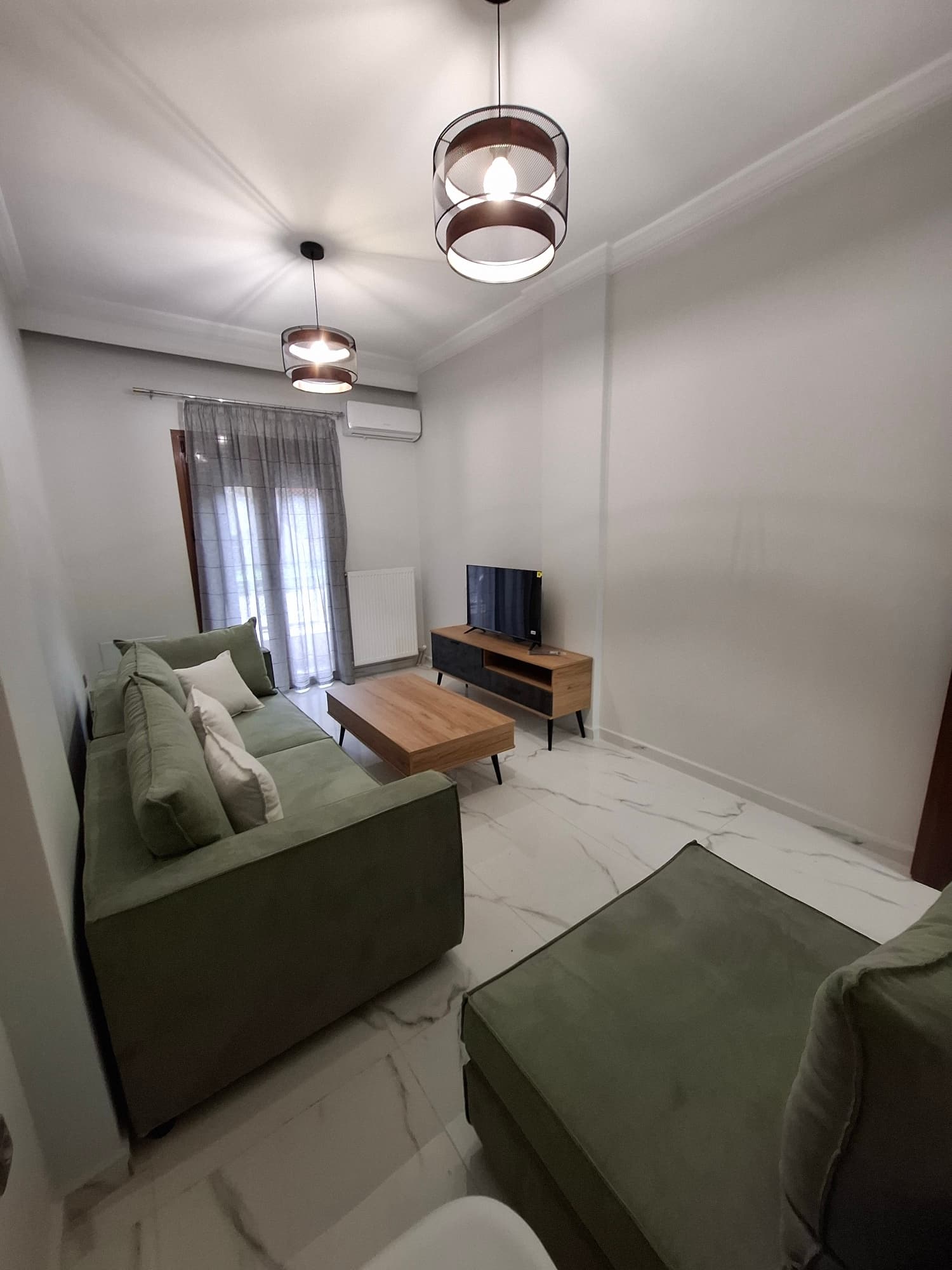 Two-Bedroom Apartment for Sale in Kamara, Thessaloniki, Thessaloniki – photo 36 of 40