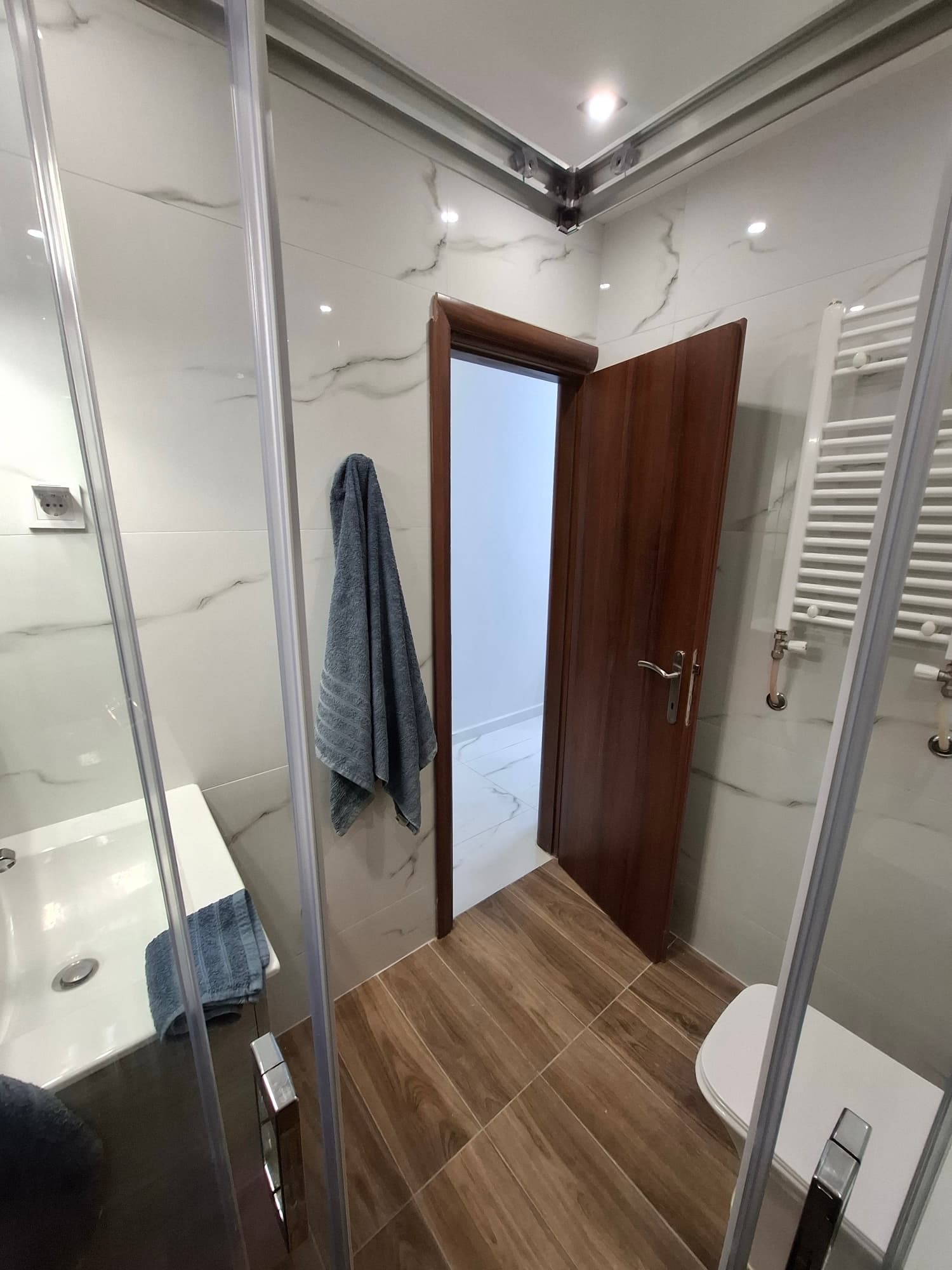 Two-Bedroom Apartment for Sale in Kamara, Thessaloniki, Thessaloniki – photo 38 of 40