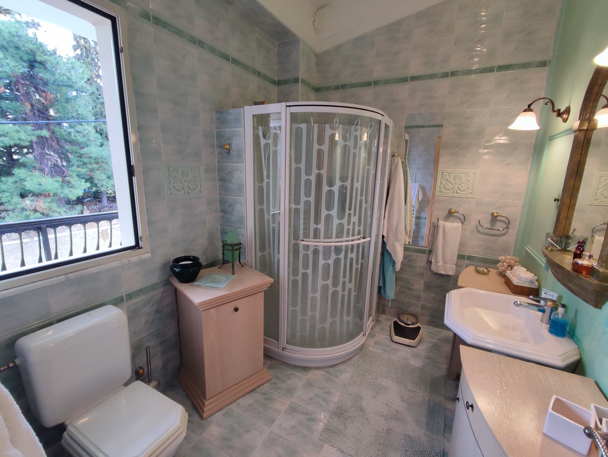 315 m² Four-Bedroom Apartment with Attic for Sale in Panorama, Thessaloniki, Panorama – photo 24 of 34