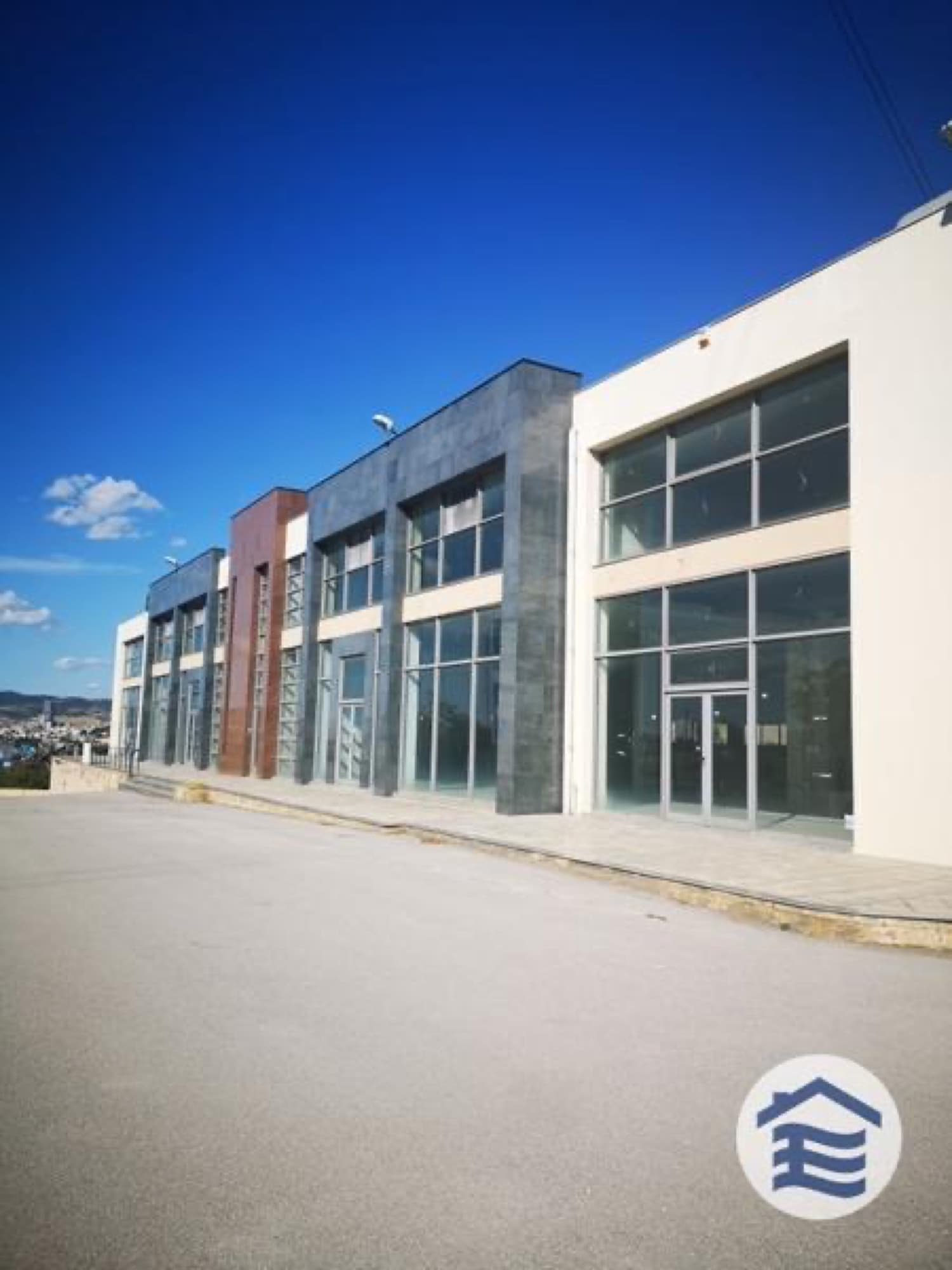 8,700 m² Commercial Building for Sale in Polichni, Thessaloniki, Polichni – photo 8 of 11