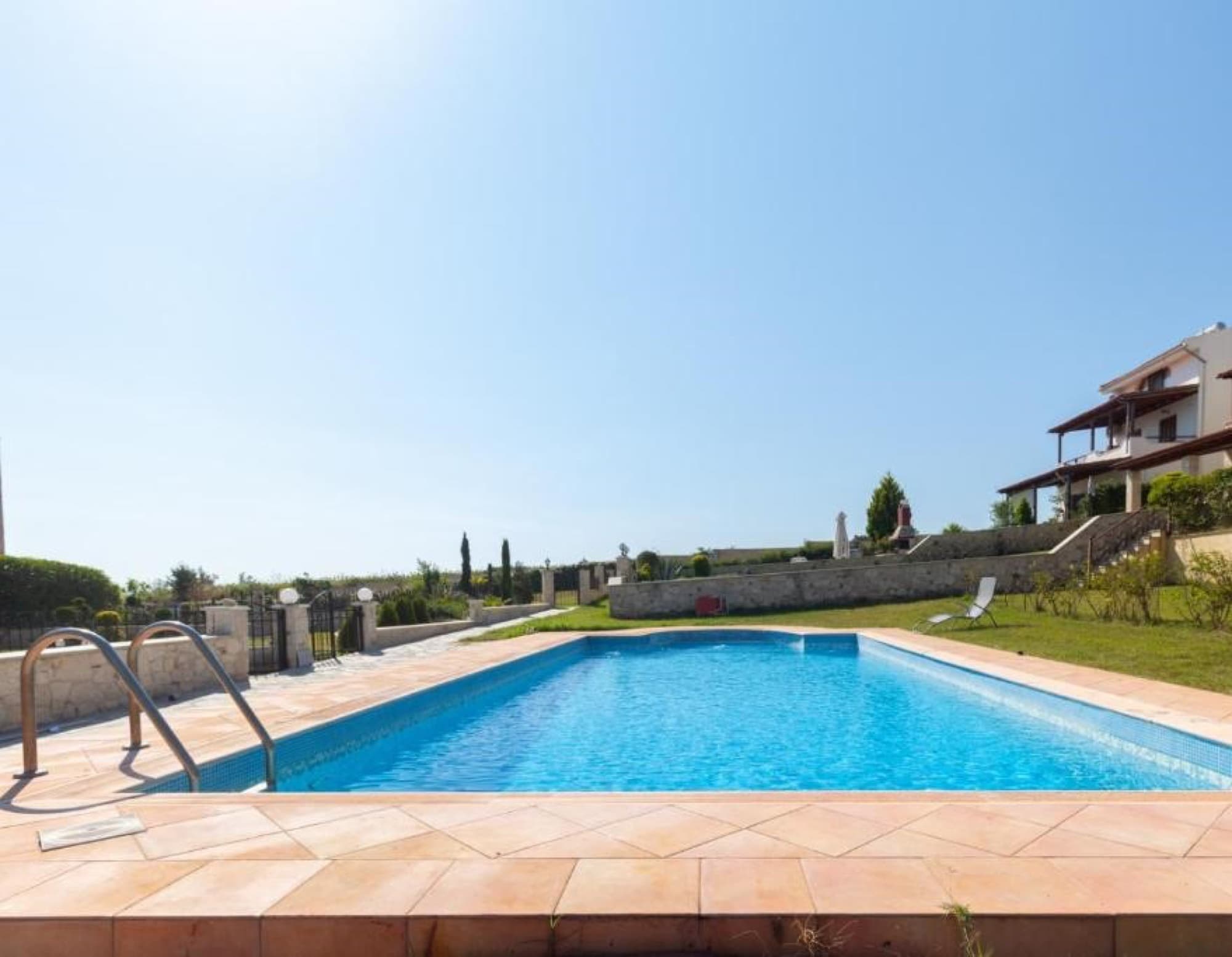 Three-Bedroom Sea-View Maisonette for Sale in Afytos, Halkidiki, Afytos – photo 14 of 27