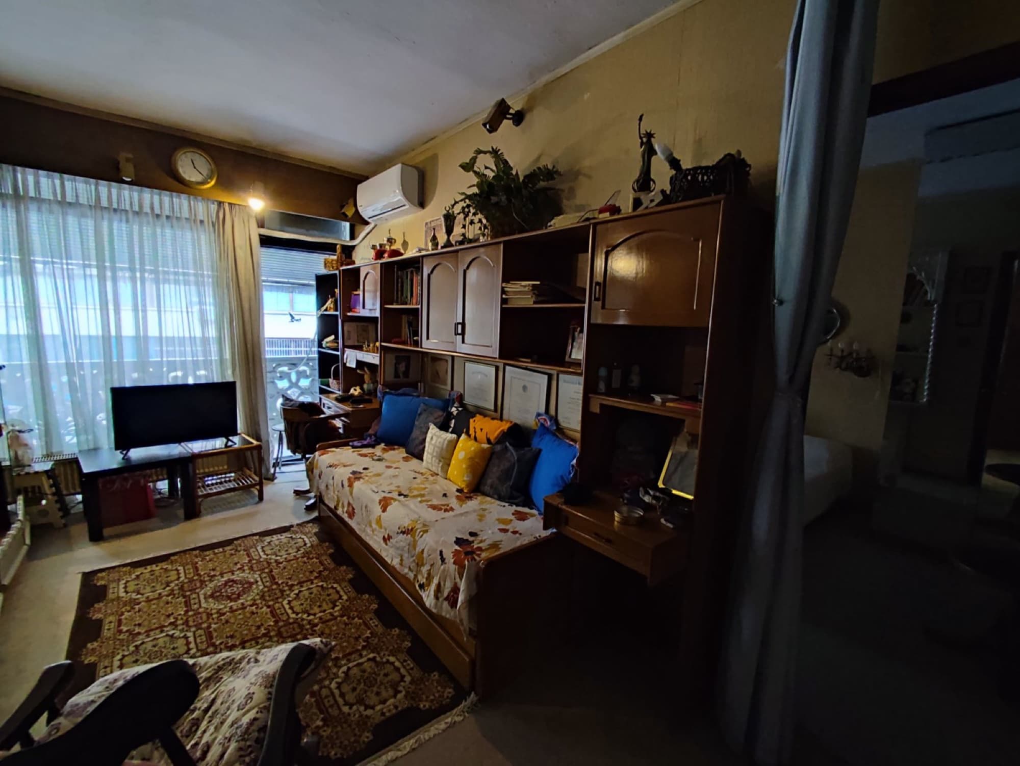 Four-Bedroom 300 m² Apartment for Sale in Analipsi, Thessaloniki, Thessaloniki – photo 3 of 9