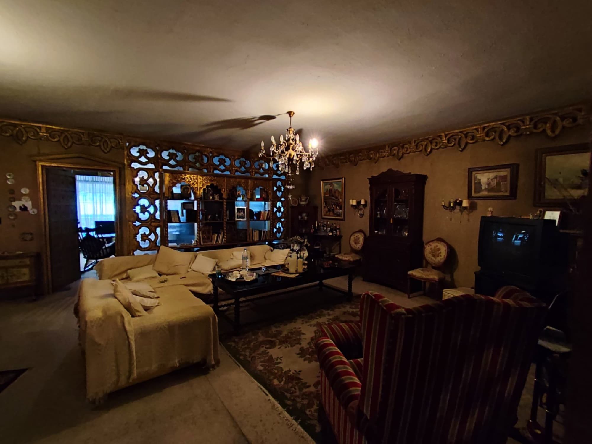 Four-Bedroom 300 m² Apartment for Sale in Analipsi, Thessaloniki, Thessaloniki – photo 2 of 9