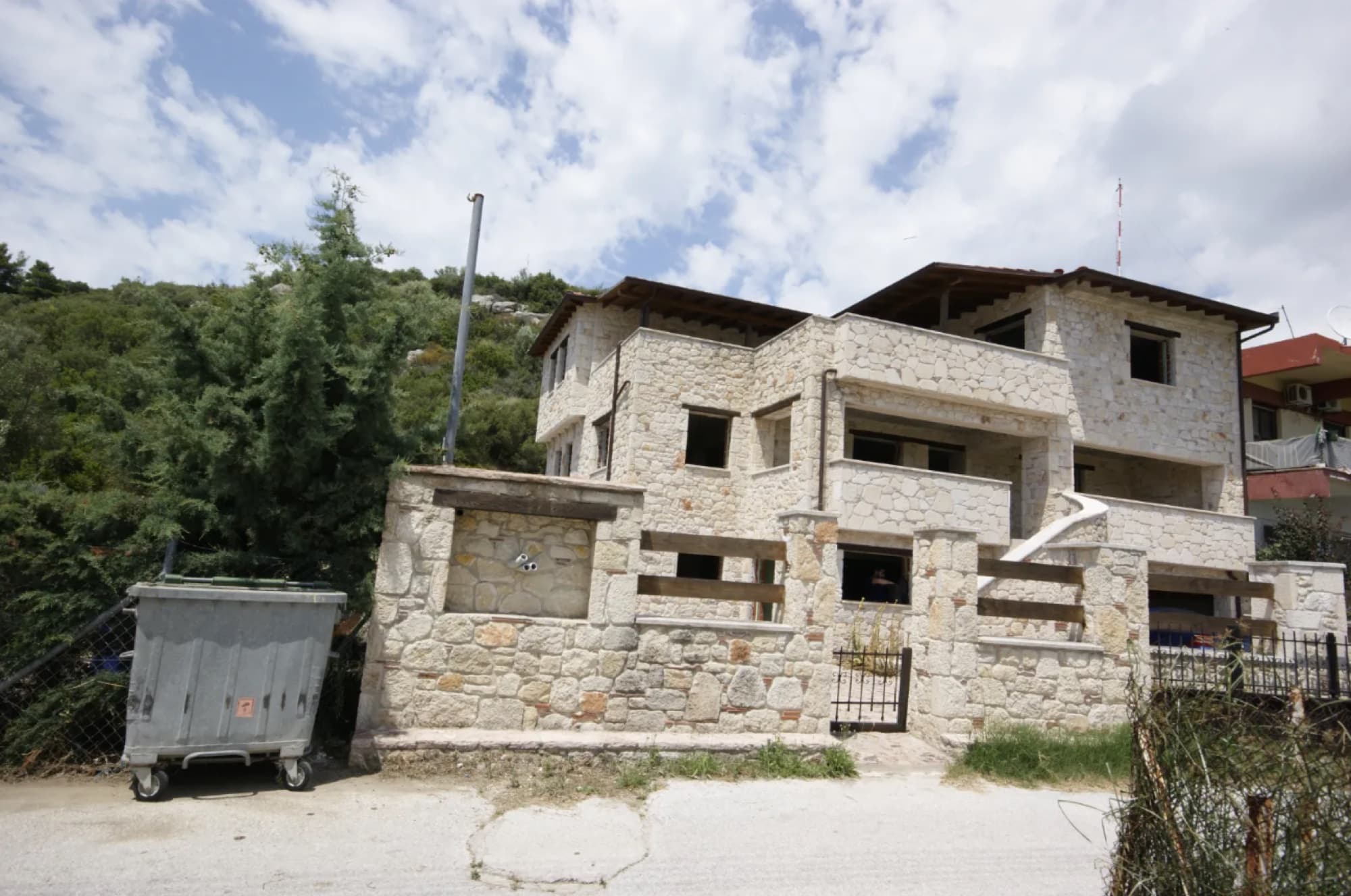 Unfinished 370 m² Three-Storey House for Sale in Toroni, Halkidiki, Toroni – photo 4 of 19