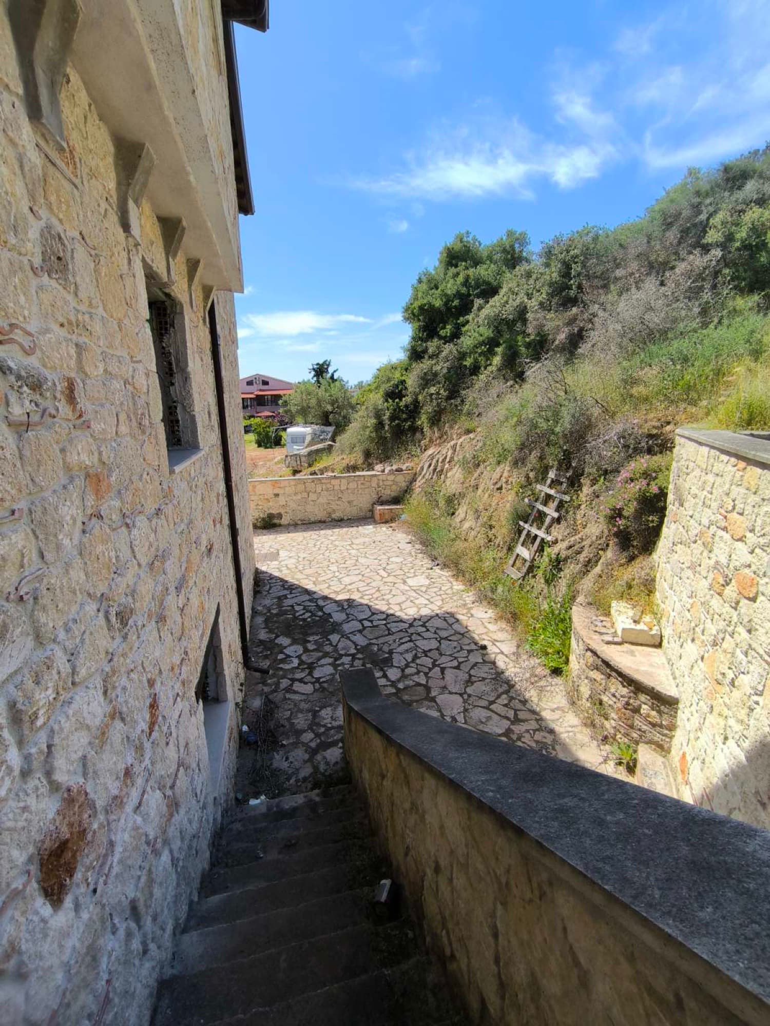 Unfinished 370 m² Three-Storey House for Sale in Toroni, Halkidiki, Toroni – photo 12 of 19