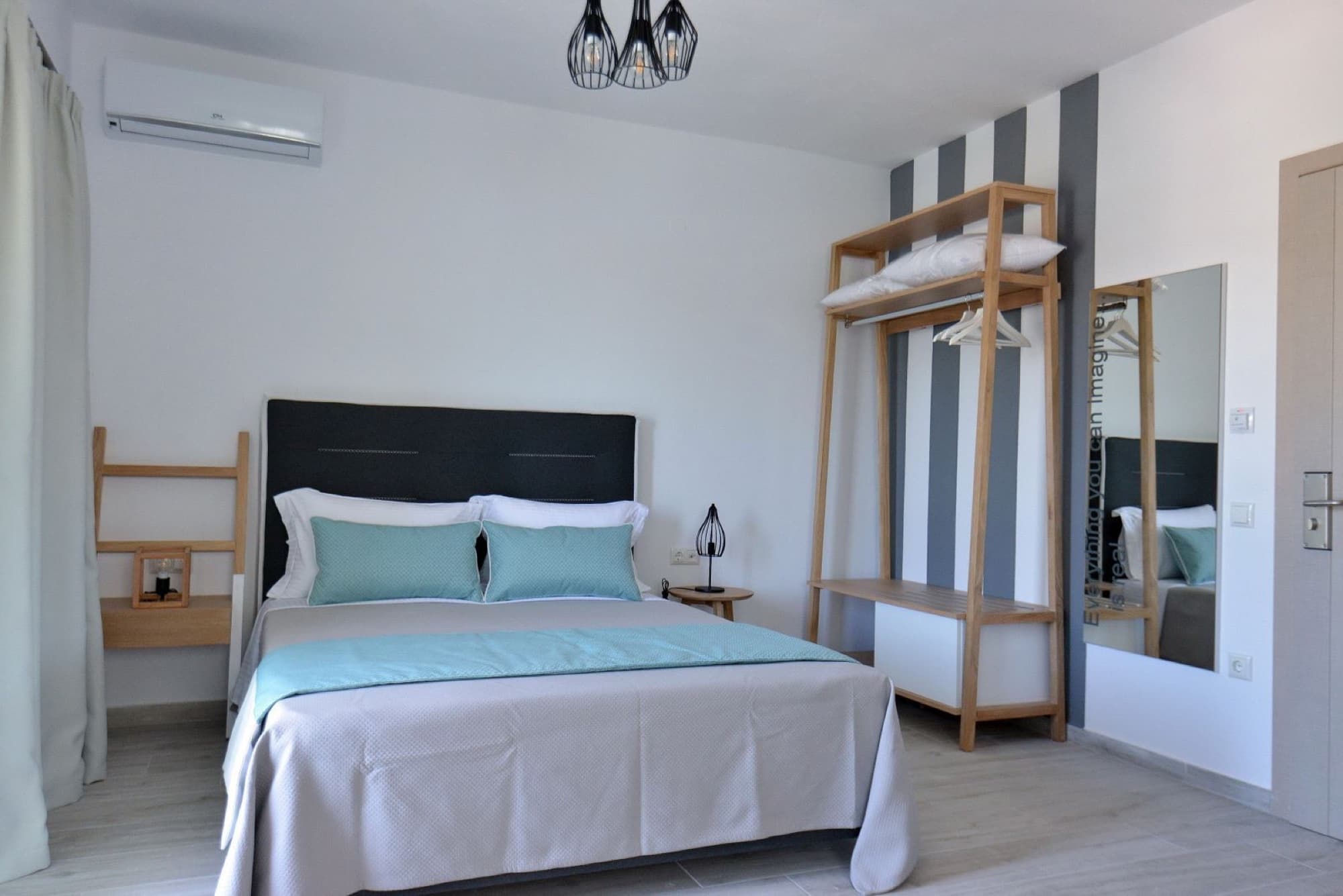 13-Room Sea-View Hotel for Sale in Neos Marmaras, Sithonia, Neos Marmaras – photo 16 of 26
