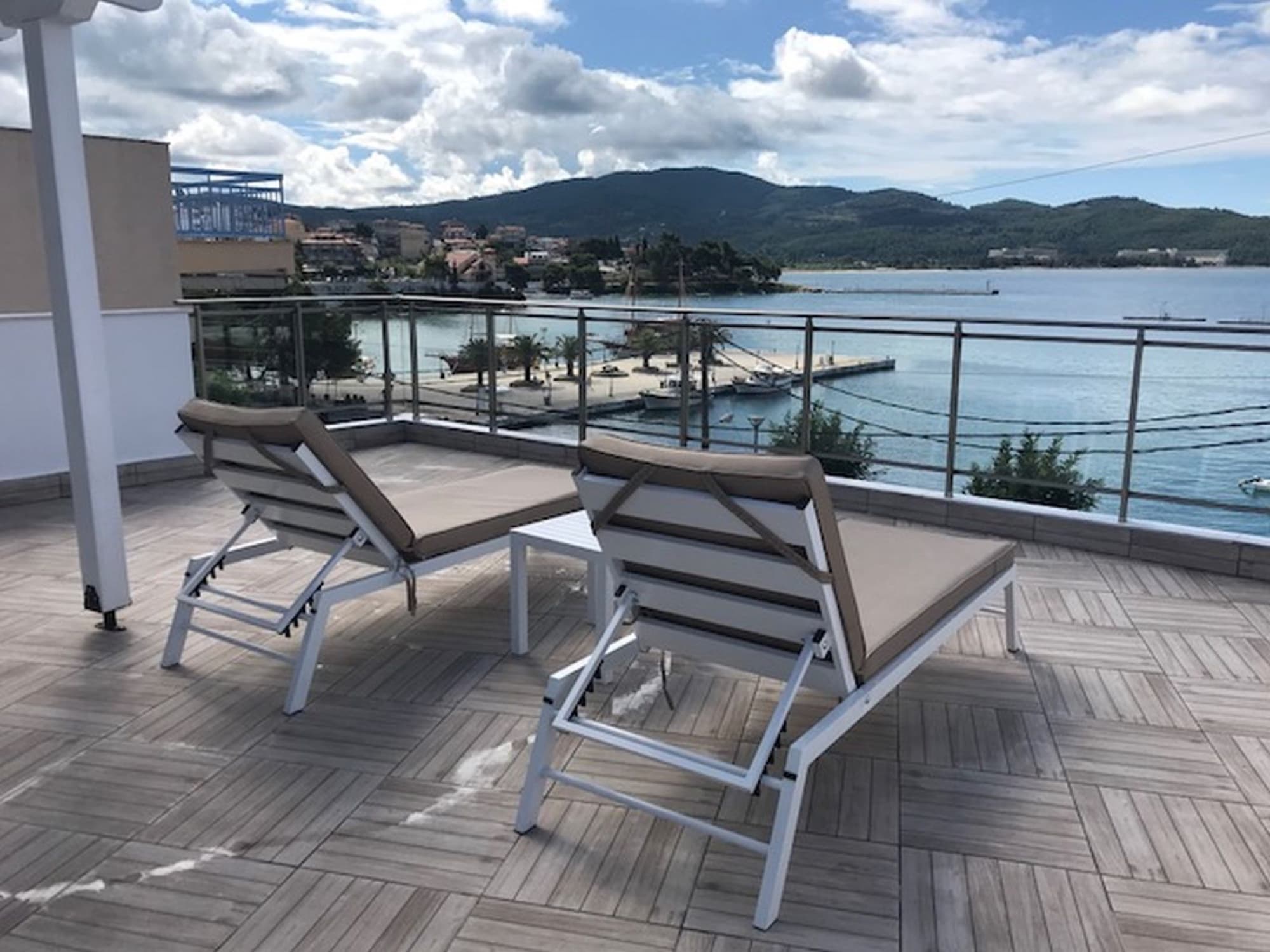 13-Room Sea-View Hotel for Sale in Neos Marmaras, Sithonia, Neos Marmaras – photo 25 of 26