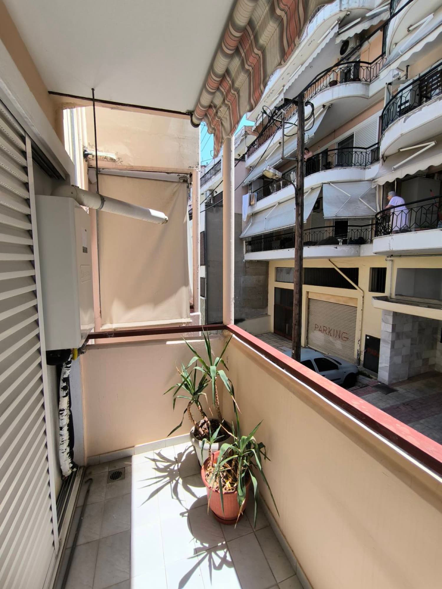 Three-Bedroom Apartment for Sale in Sikies, Thessaloniki, Sykies – photo 9 of 22