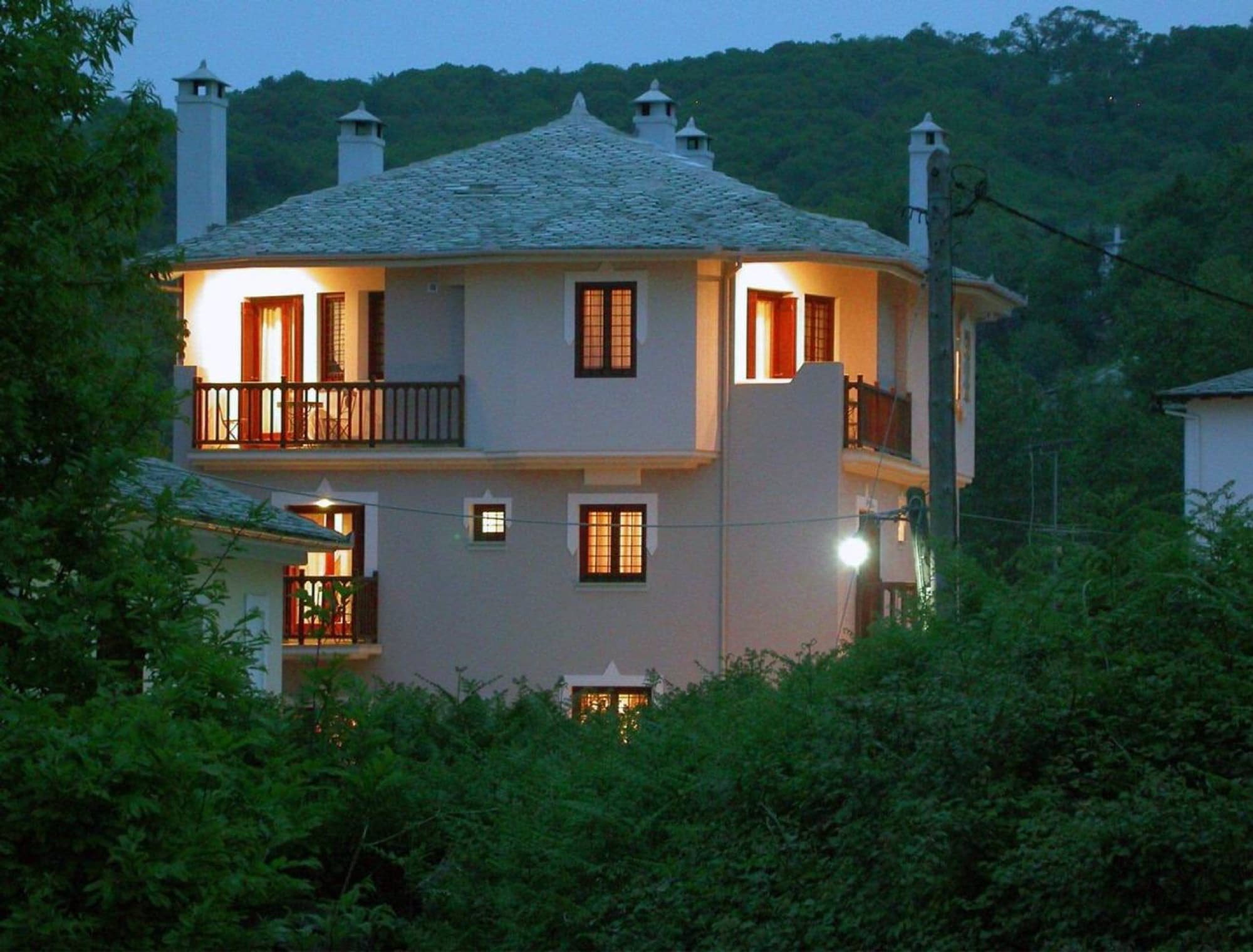 9-Room Hotel for Sale in Tsagkarada, Pelion, Tsagkarada – photo 3 of 27