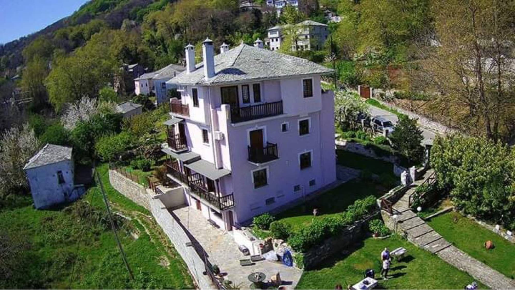 9-Room Hotel for Sale in Tsagkarada, Pelion, Tsagkarada – photo 1 of 27