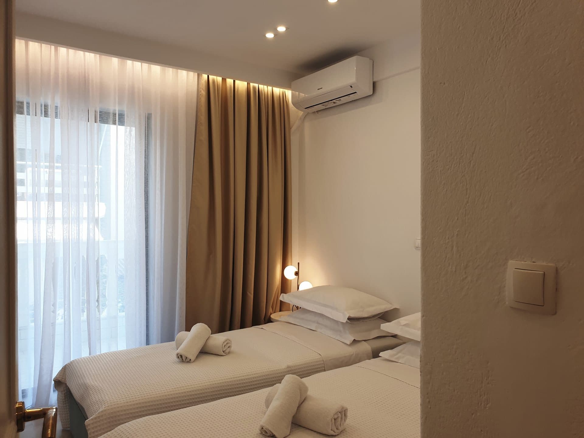 Two-Bedroom Apartment, Perea – photo 13 of 22