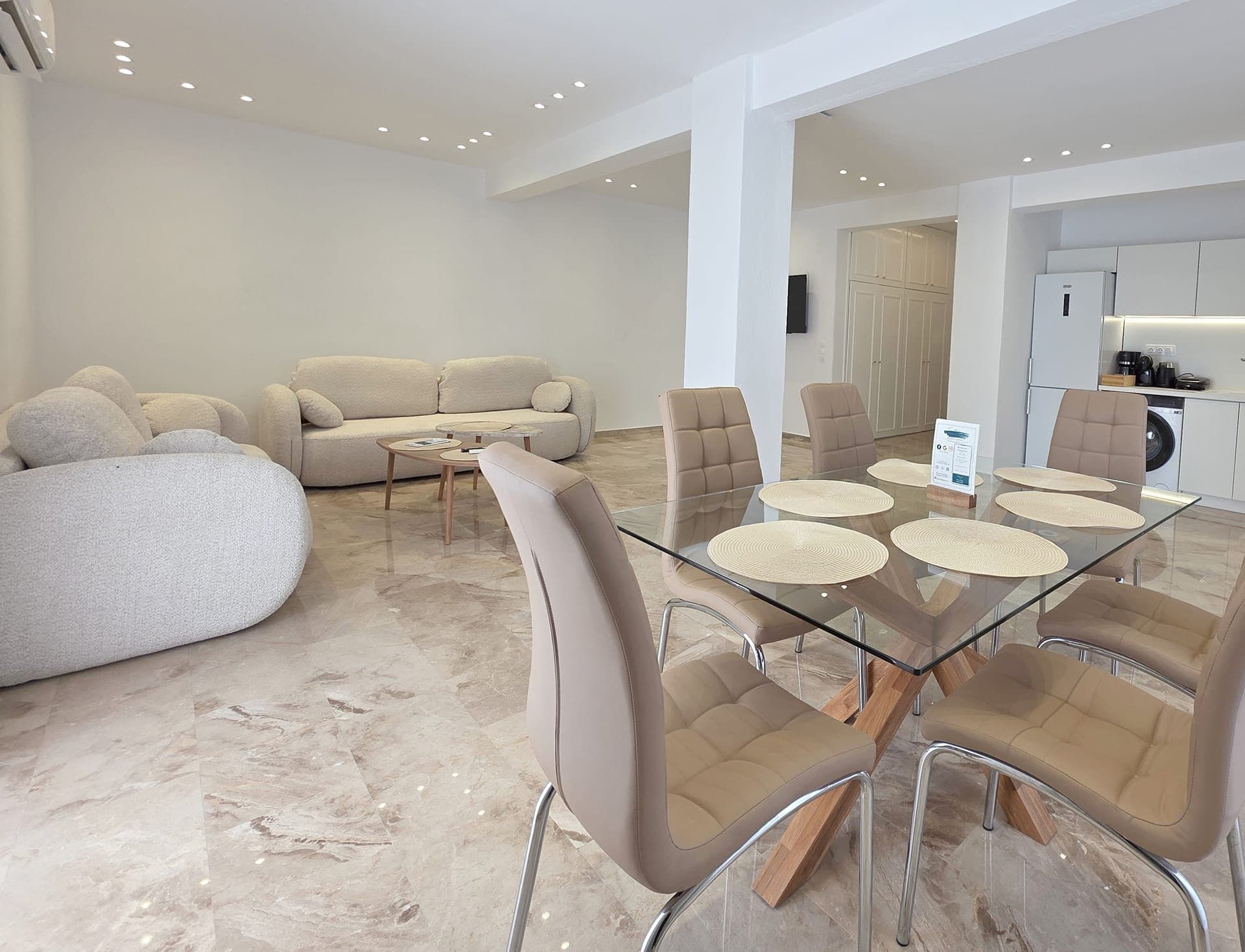 Three Bedroom Apartment, Perea – photo 2 of 9