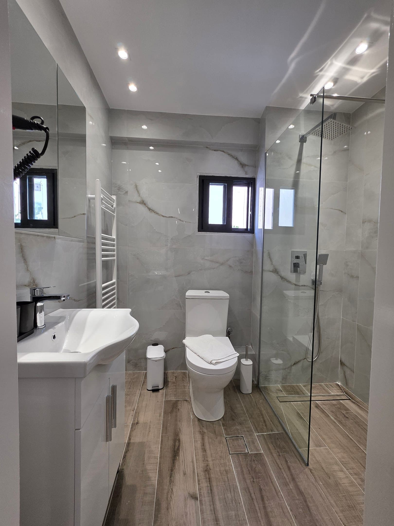 Three Bedroom Apartment, Perea – photo 8 of 9
