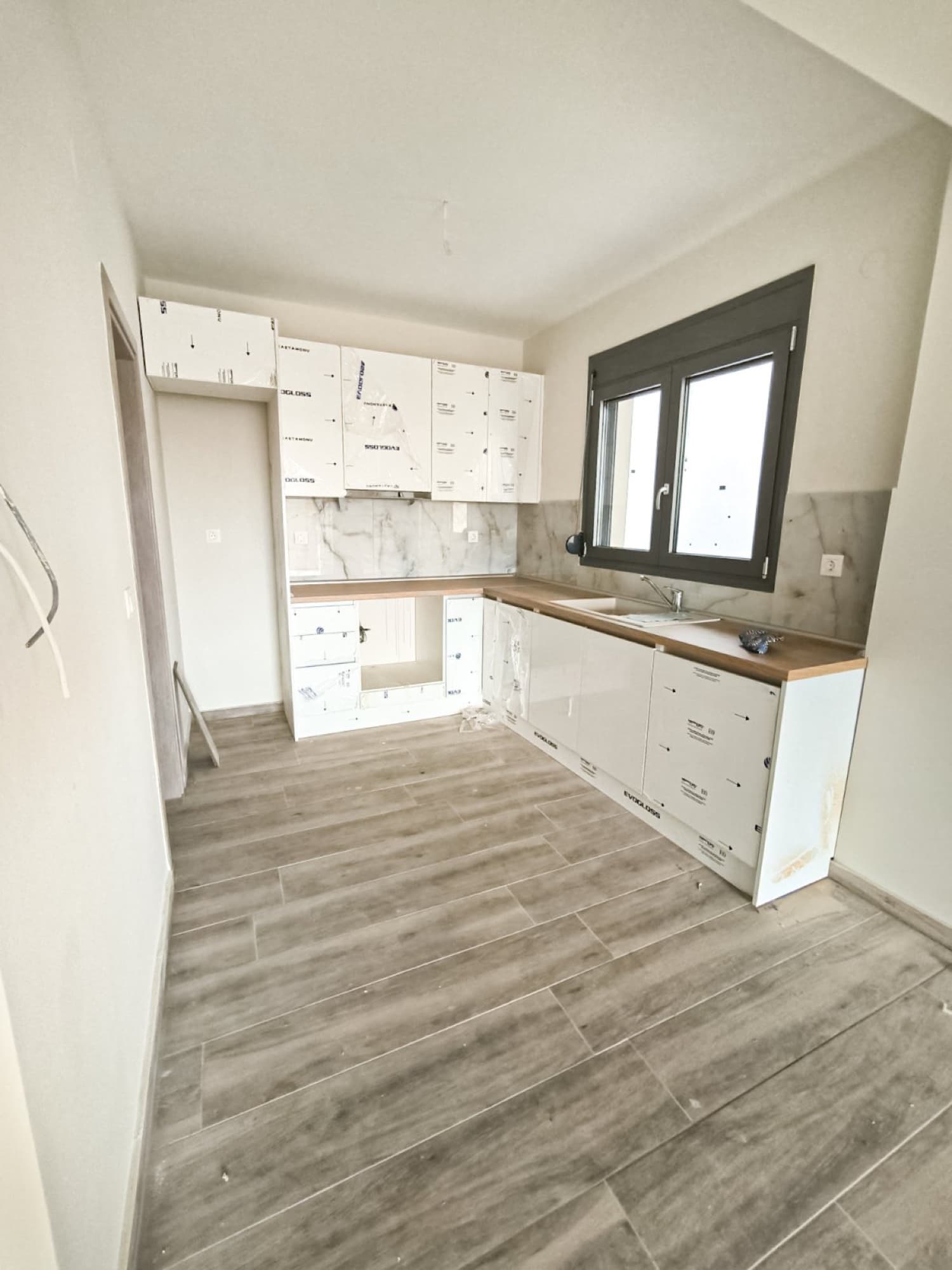 Three-Bedroom Maisonette for Sale in Kalyves Polygyrou, Halkidiki, Kalyves Polygyrou – photo 25 of 27