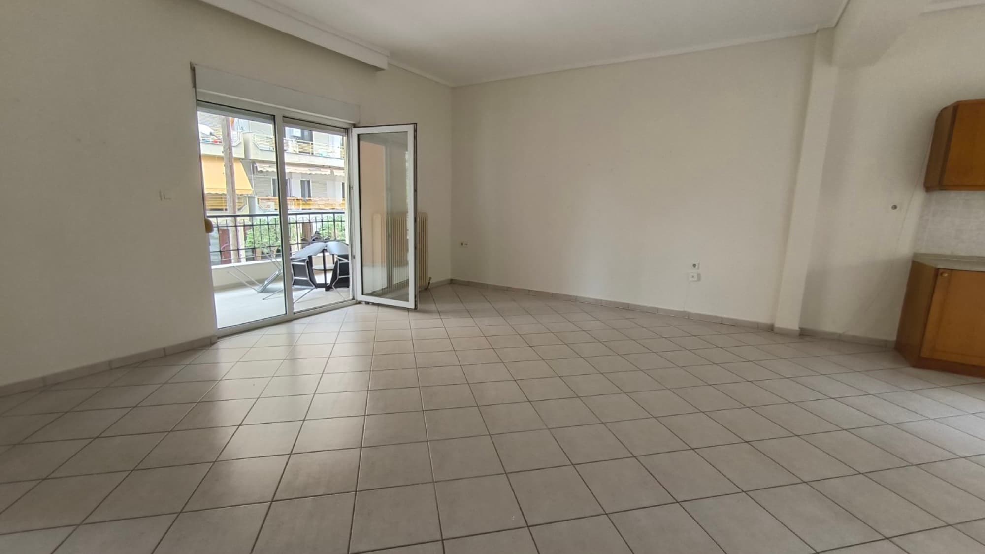 104 m² Three-Bedroom Apartment for Sale in Kalamaria, Thessaloniki, Kalamaria Municipality – photo 11 of 36