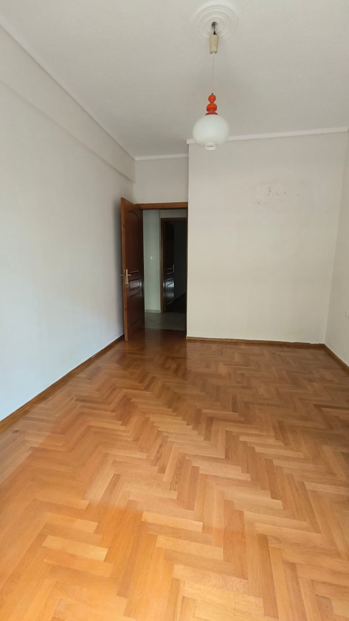 104 m² Three-Bedroom Apartment for Sale in Kalamaria, Thessaloniki, Kalamaria Municipality – photo 16 of 36
