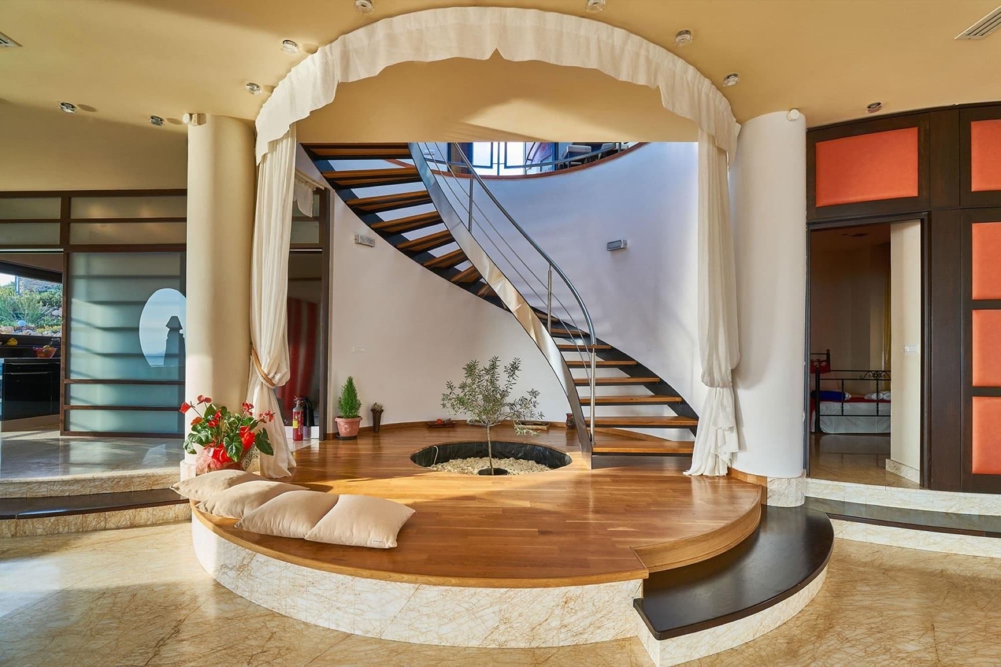 640 m² Three-Bedroom Sea-View Villa for Sale in Chania, Crete, Chorafakia – photo 13 of 24