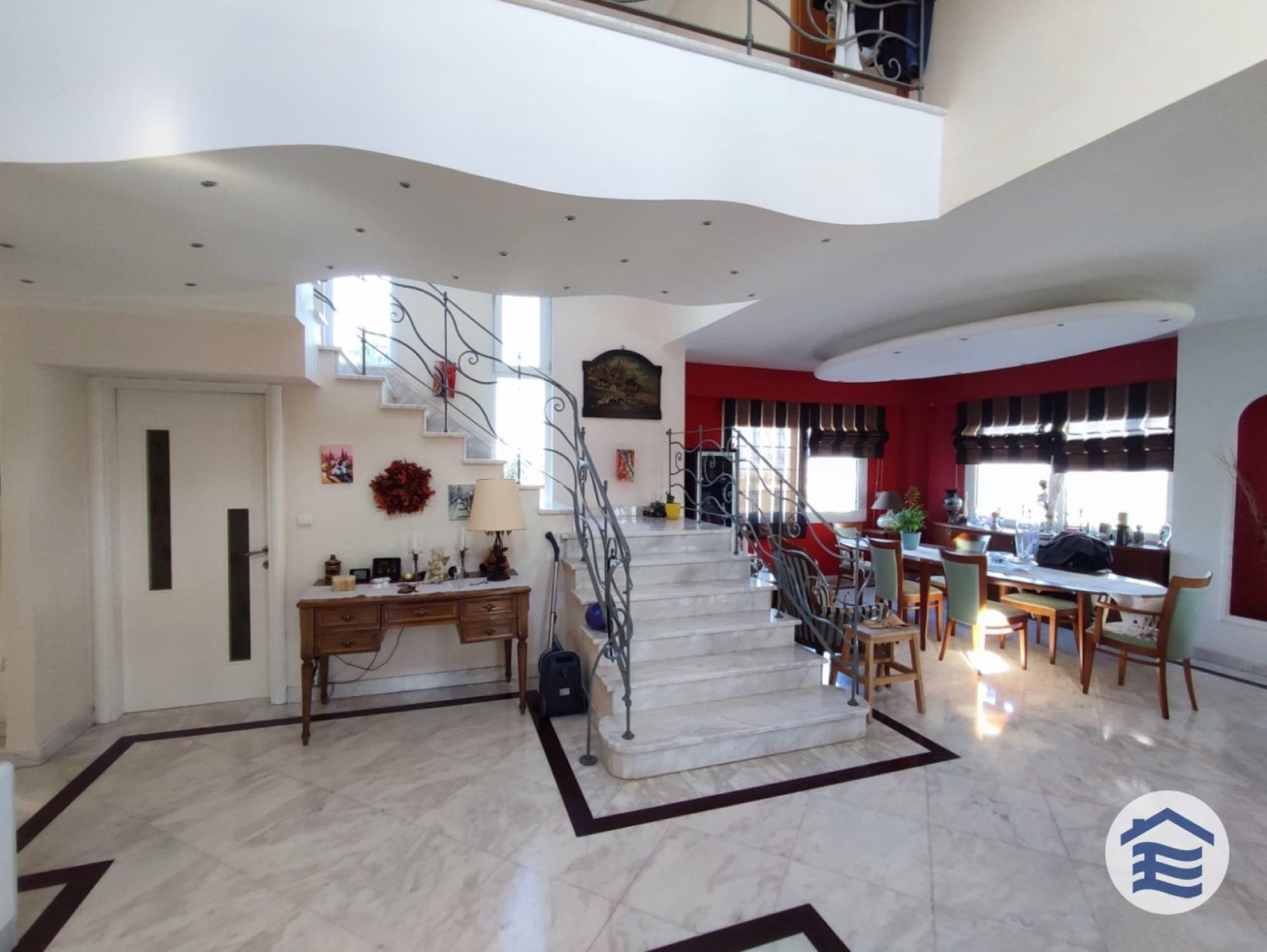 310 m² Five-Bedroom Villa for Sale in Trilofo, Thessaloniki, Trilofo – photo 12 of 36