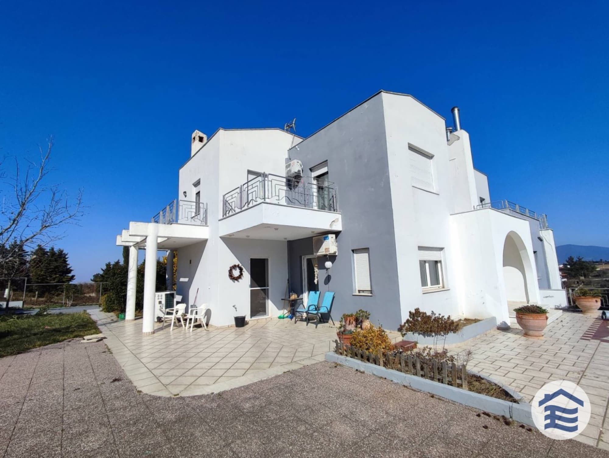 310 m² Five-Bedroom Villa for Sale in Trilofo, Thessaloniki, Trilofo – photo 17 of 36