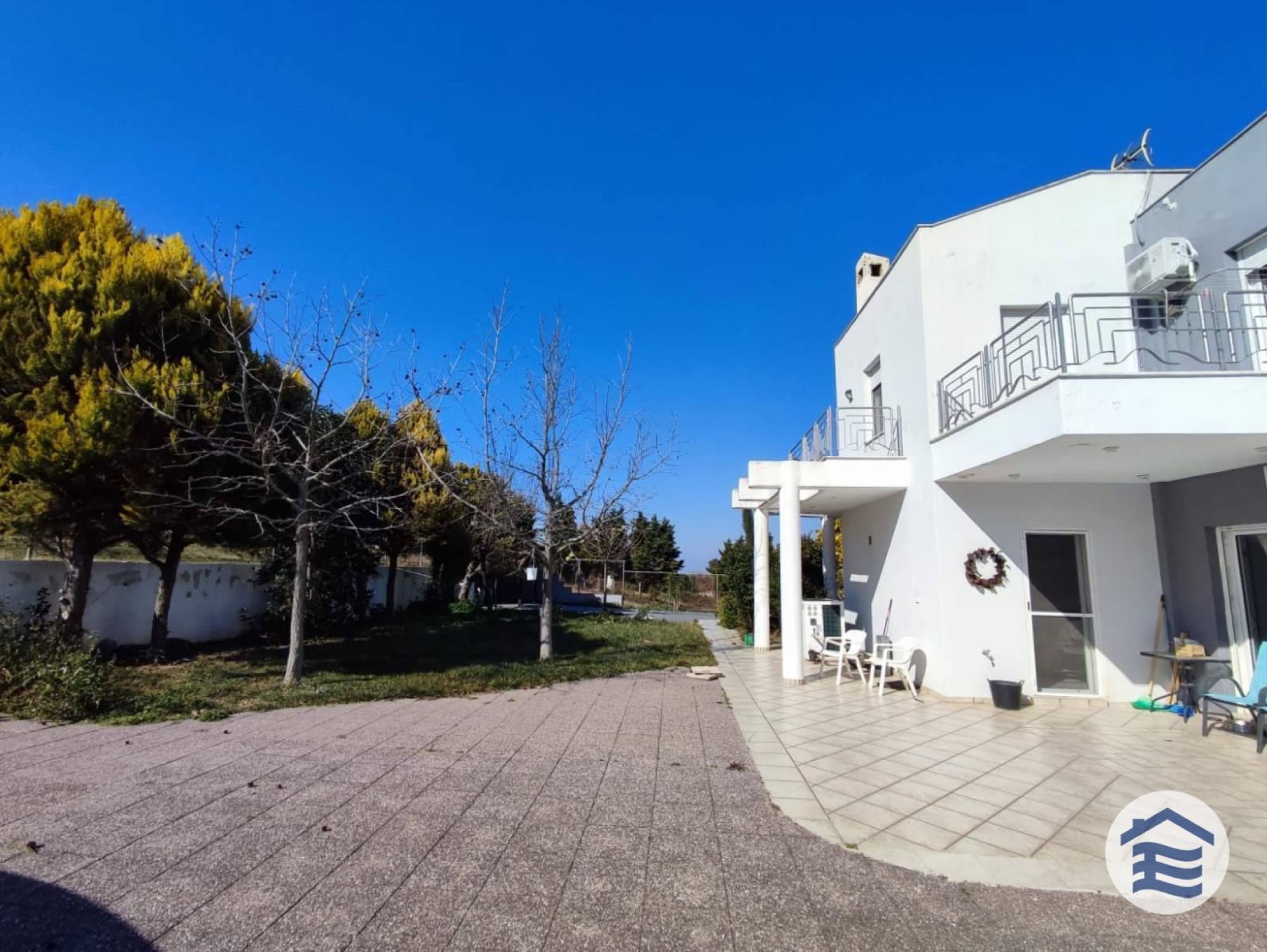 310 m² Five-Bedroom Villa for Sale in Trilofo, Thessaloniki, Trilofo – photo 19 of 36