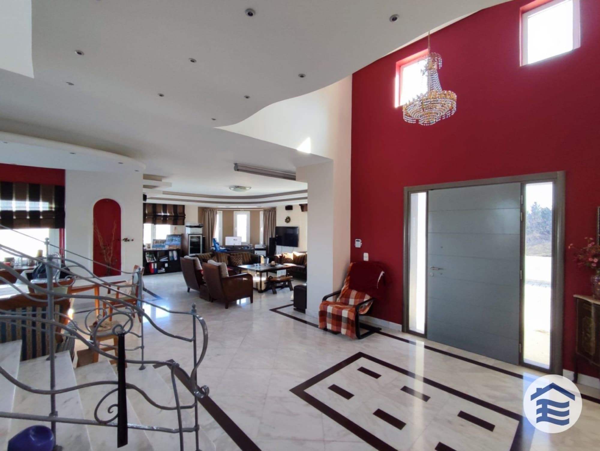 310 m² Five-Bedroom Villa for Sale in Trilofo, Thessaloniki, Trilofo – photo 29 of 36