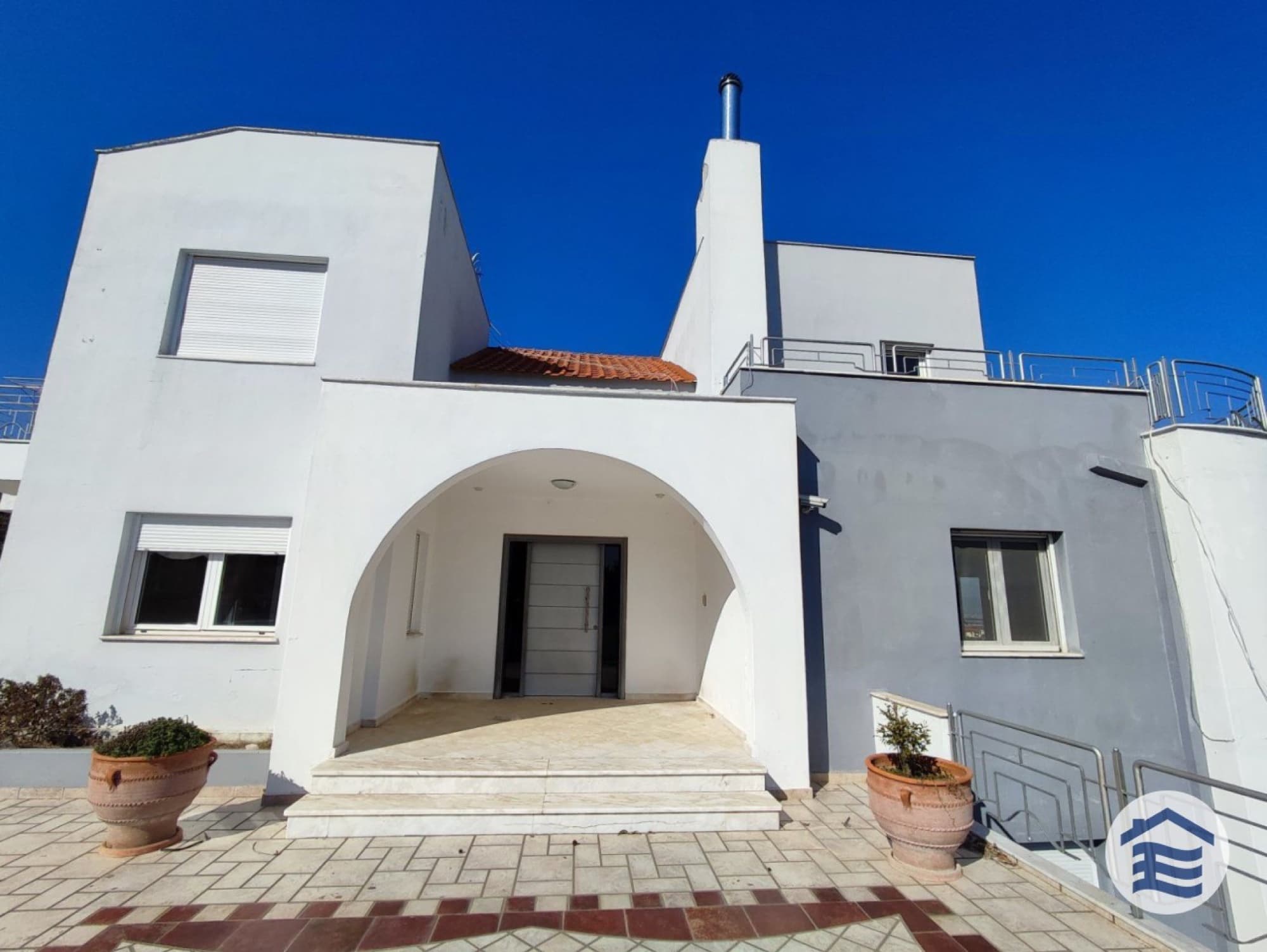 310 m² Five-Bedroom Villa for Sale in Trilofo, Thessaloniki, Trilofo – photo 33 of 36