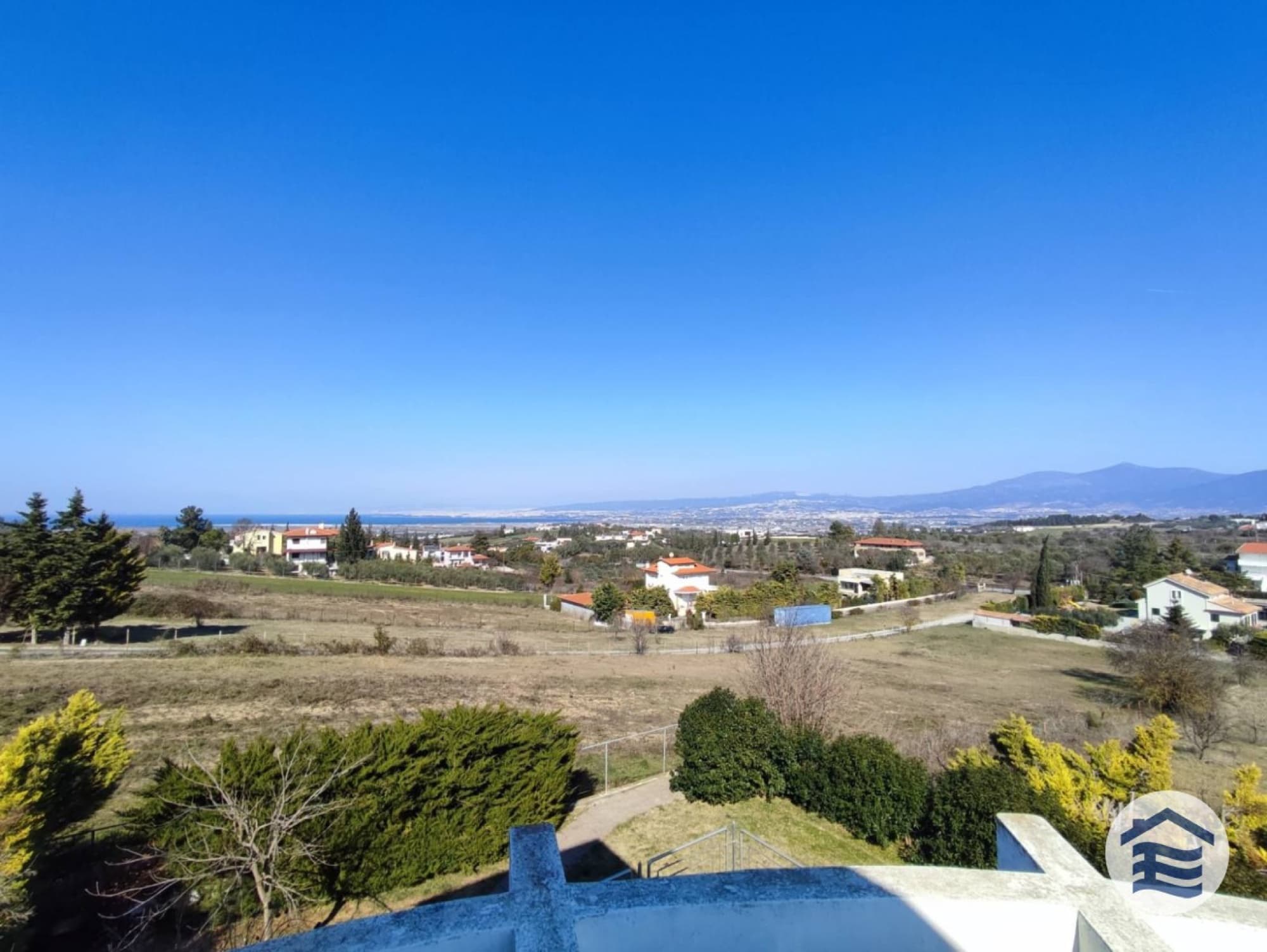 310 m² Five-Bedroom Villa for Sale in Trilofo, Thessaloniki, Trilofo – photo 35 of 36