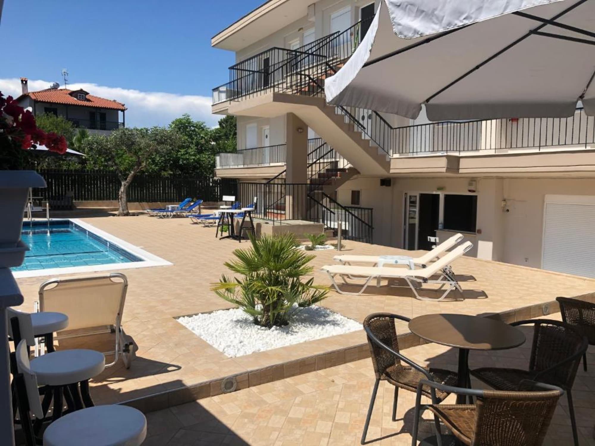 600 m² Hotel with 16 Rooms for Sale in Kallithea, Halkidiki, Kallithea – photo 10 of 30