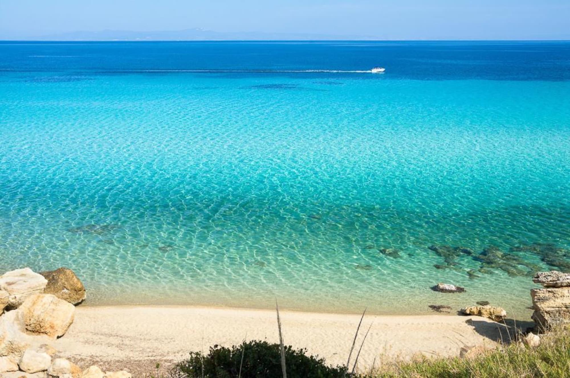 Four-Bedroom Seafront Villa for Sale in Afytos, 170 m², Afytos – photo 16 of 26
